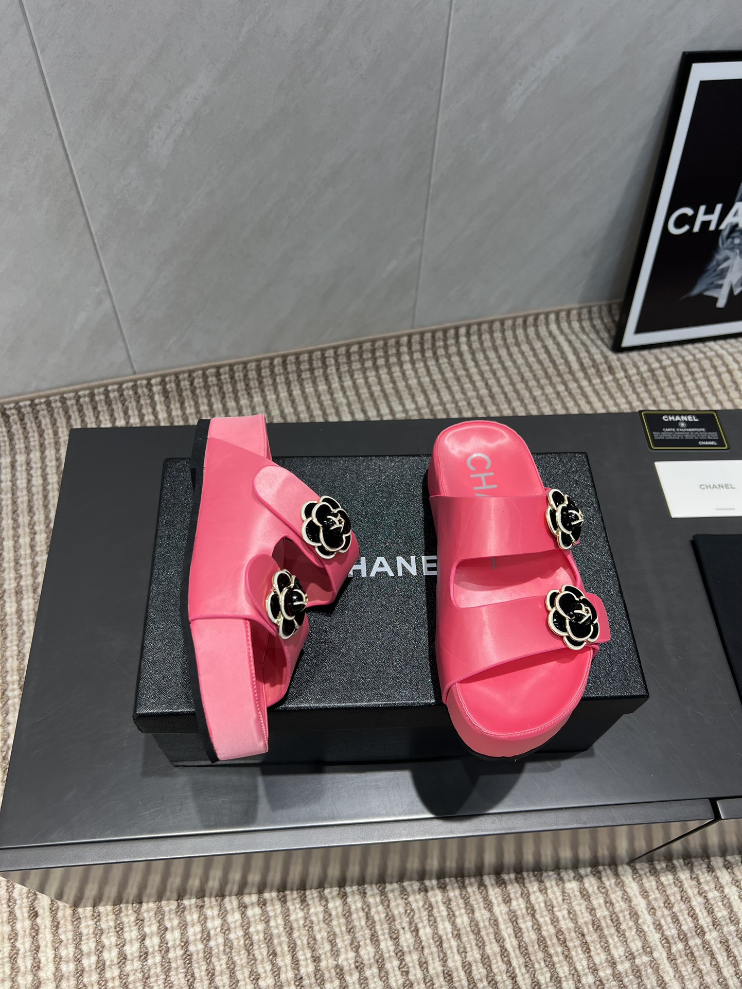 Chanel Flower Accent Beach Sandals | Chic & Comfortable Summer Slides 5 i1755418898 4271 7