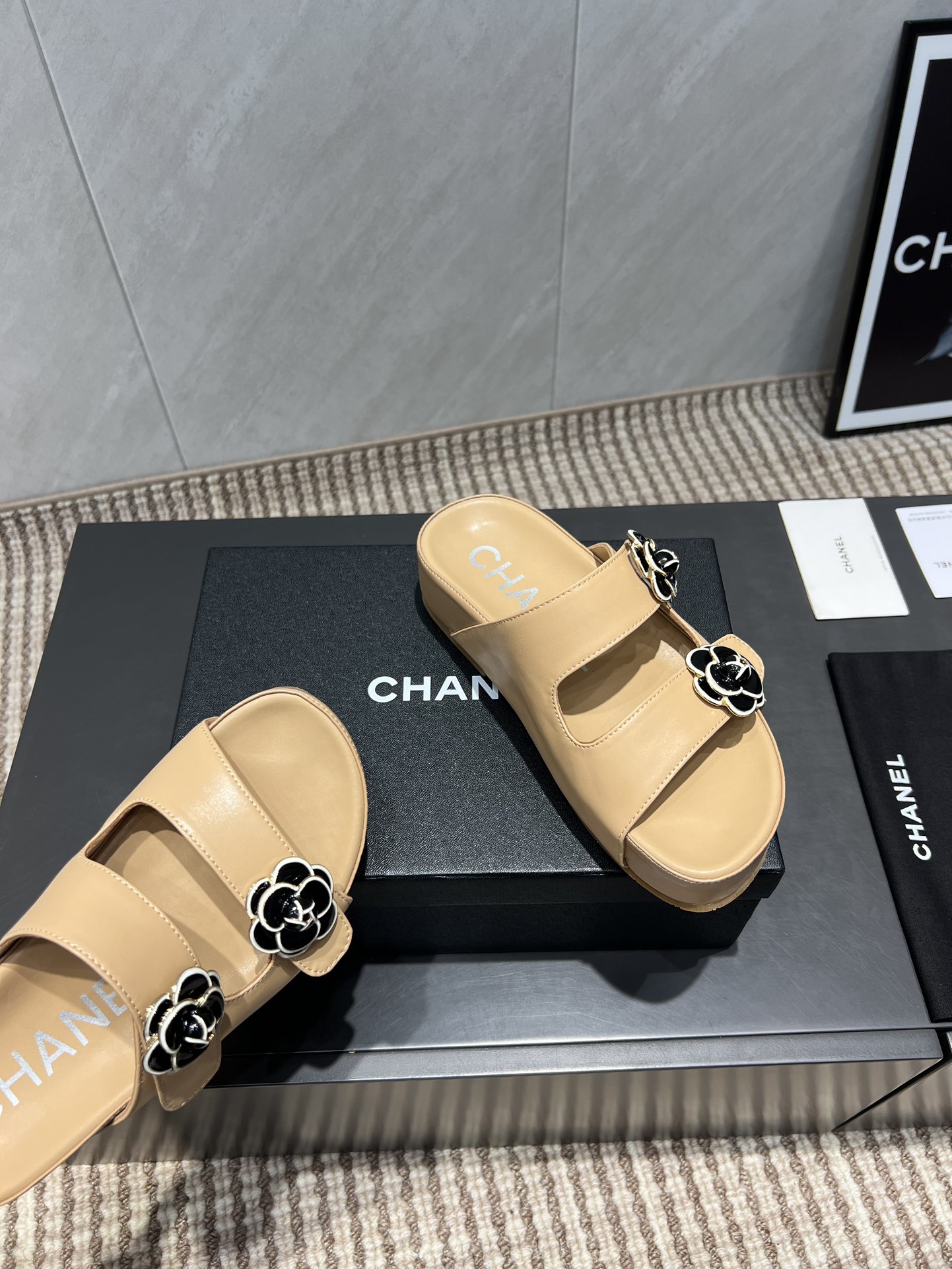 Chanel Flower Accent Platform Sandals Leather Beach Slides - Women's Size 9 i1755605679 7174 6