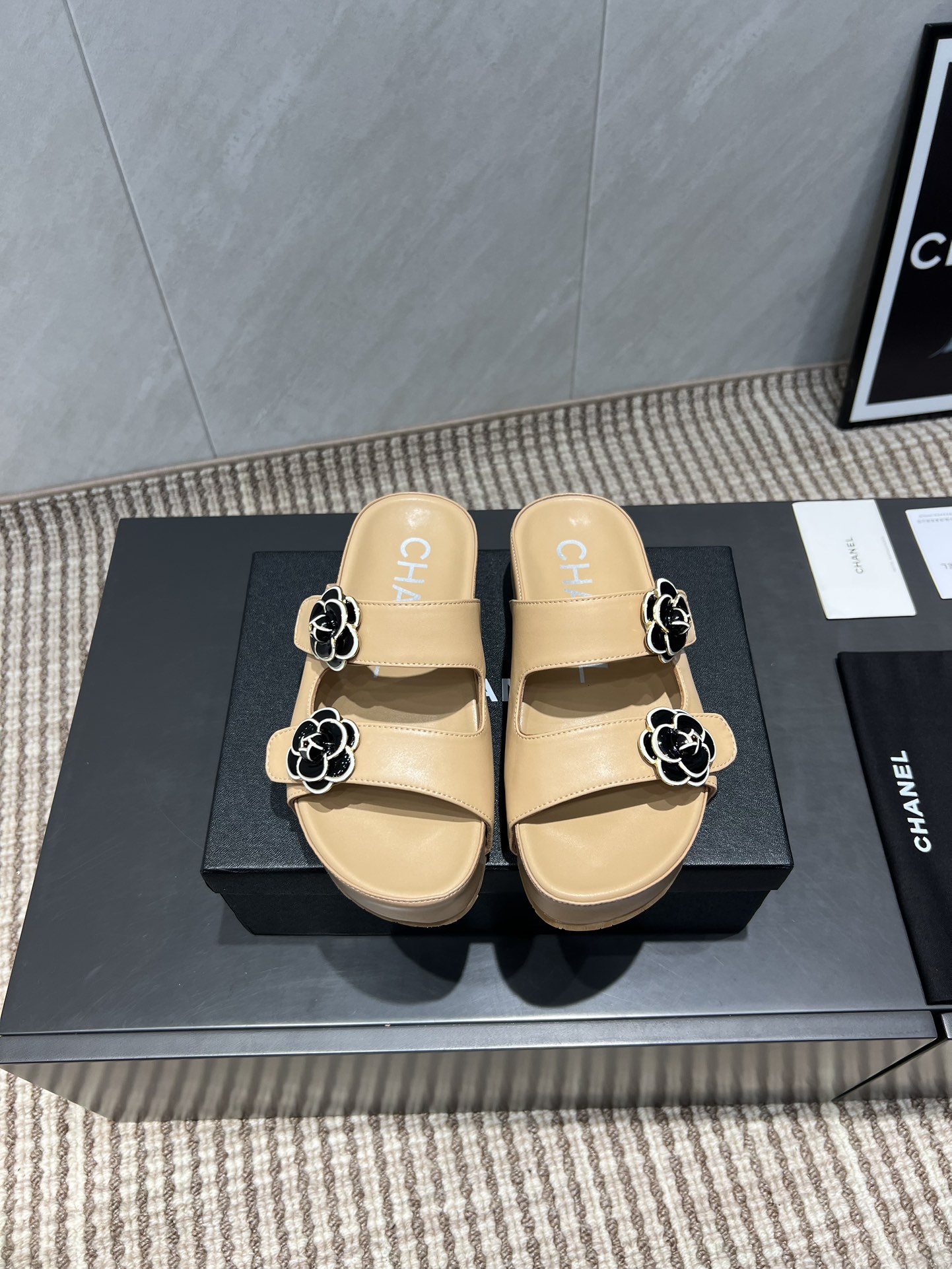 Chanel Flower Accent Platform Sandals Leather Beach Slides - Women's Size 2 i1755605679 8018 5
