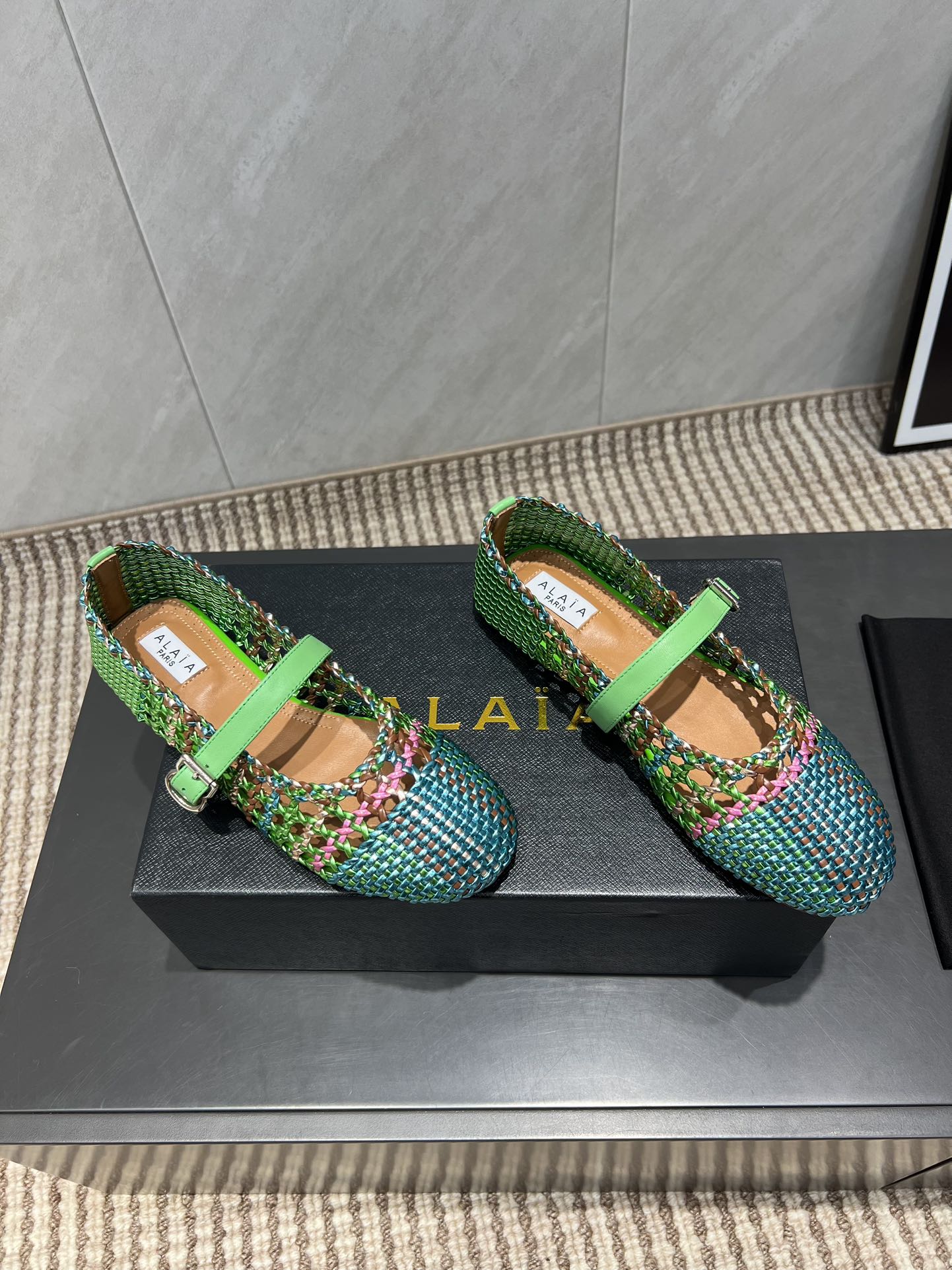 Alaia Woven Round-Toe Ballet Flats - Stylish & Elegant Women's Shoes 3 i1755691158 8591 1