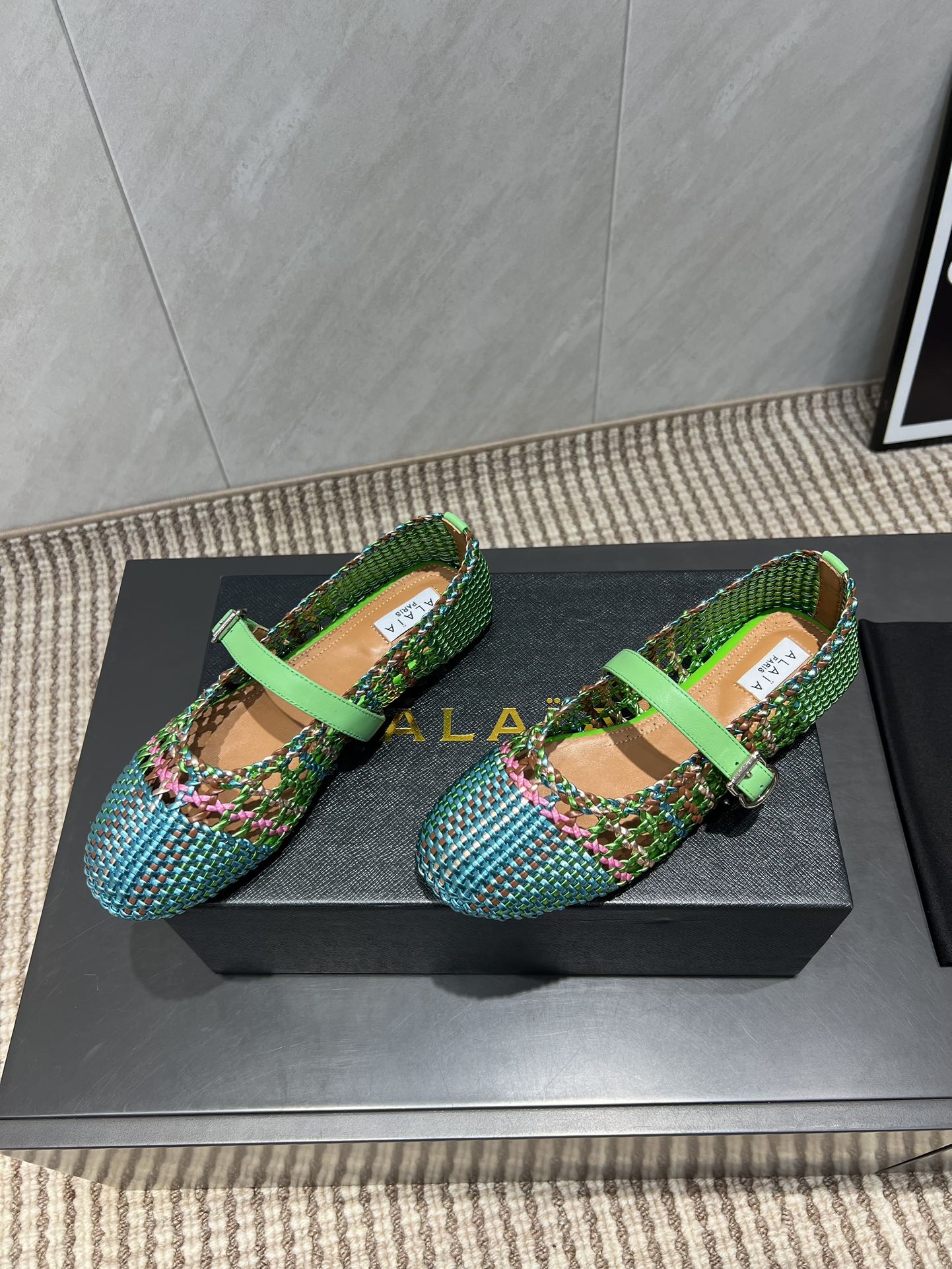 Alaia Woven Round-Toe Ballet Flats - Stylish & Elegant Women's Shoes 4 i1755691159 6650 4