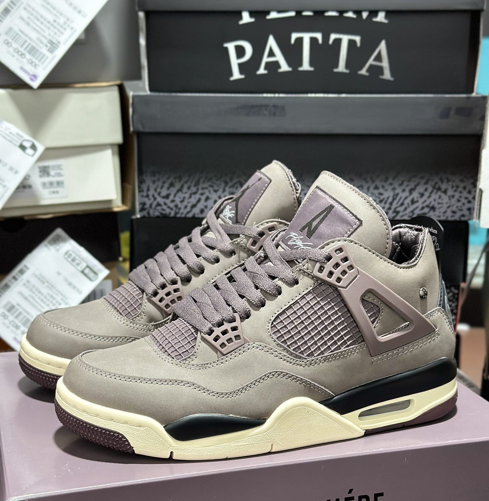 A Ma Maniére x Air Jordan 4 “Violet Ore”  DV6773-220