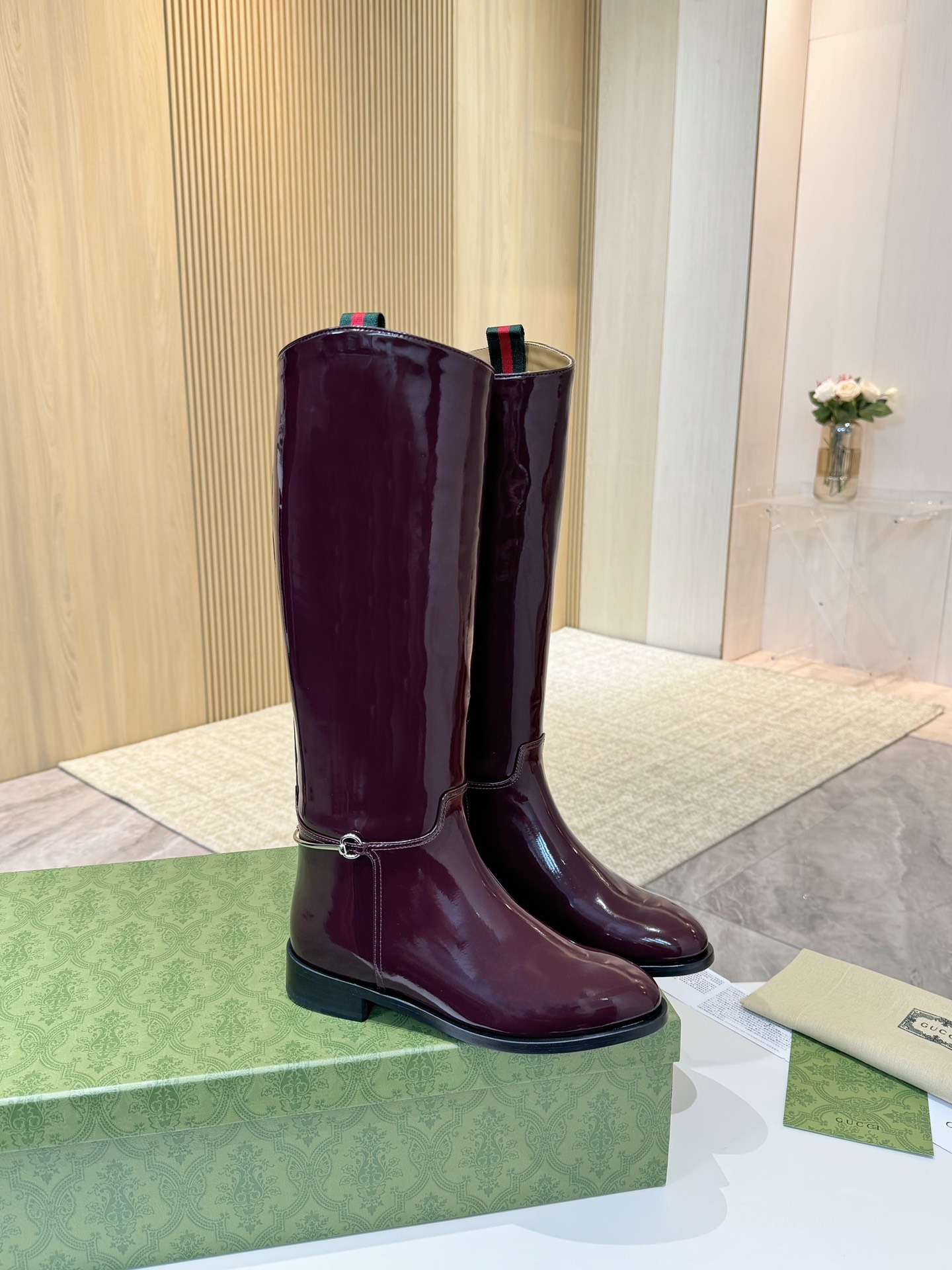 NO:464262,GUUCI top version!  Genuine leather sole, black cowhide black beads, Encore red beads in stock, original development, custom made in velvet, cowhide surface, open beads, upper cowhide inner cowhide inner cowhide pads, large sole genuine leather sole, sole height 2cm, size 34-42 Note 34 41 42 Custom made, no return and exchange, packaging configuration original packaging!  Can be made without labels, boots, boots, cowhide, Leather soles19860909GUUCI顶级版本！真皮大底 黑色牛皮黑色开边珠 安可拉红开边珠现货 原版开发 绒里定做 牛皮面 开边珠 鞋面牛皮  内里牛皮里 牛皮垫 大底真皮大底 底高2cm 码数34-42 注34 41 42 码定做 不退换 包装配置原版包装！可做无标,靴子,boots,cowhide,Leather soles,Women's Shoes