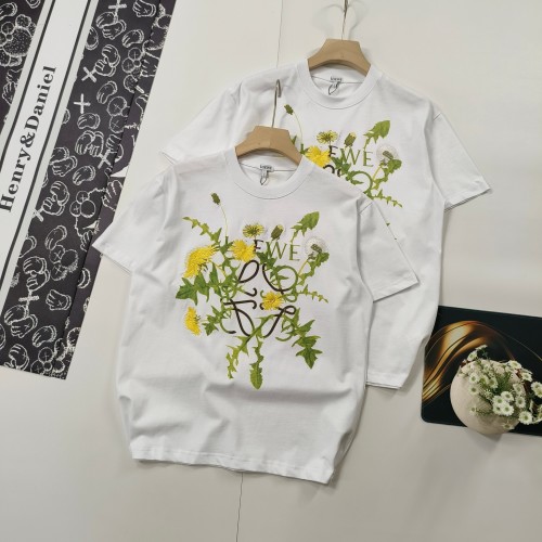 Loewe Women's White Cotton T-Shirt with Floral Print and Embroidered Logo 1 Loewe Women's White Cotton T-Shirt with Floral Print and Embroidered Logo