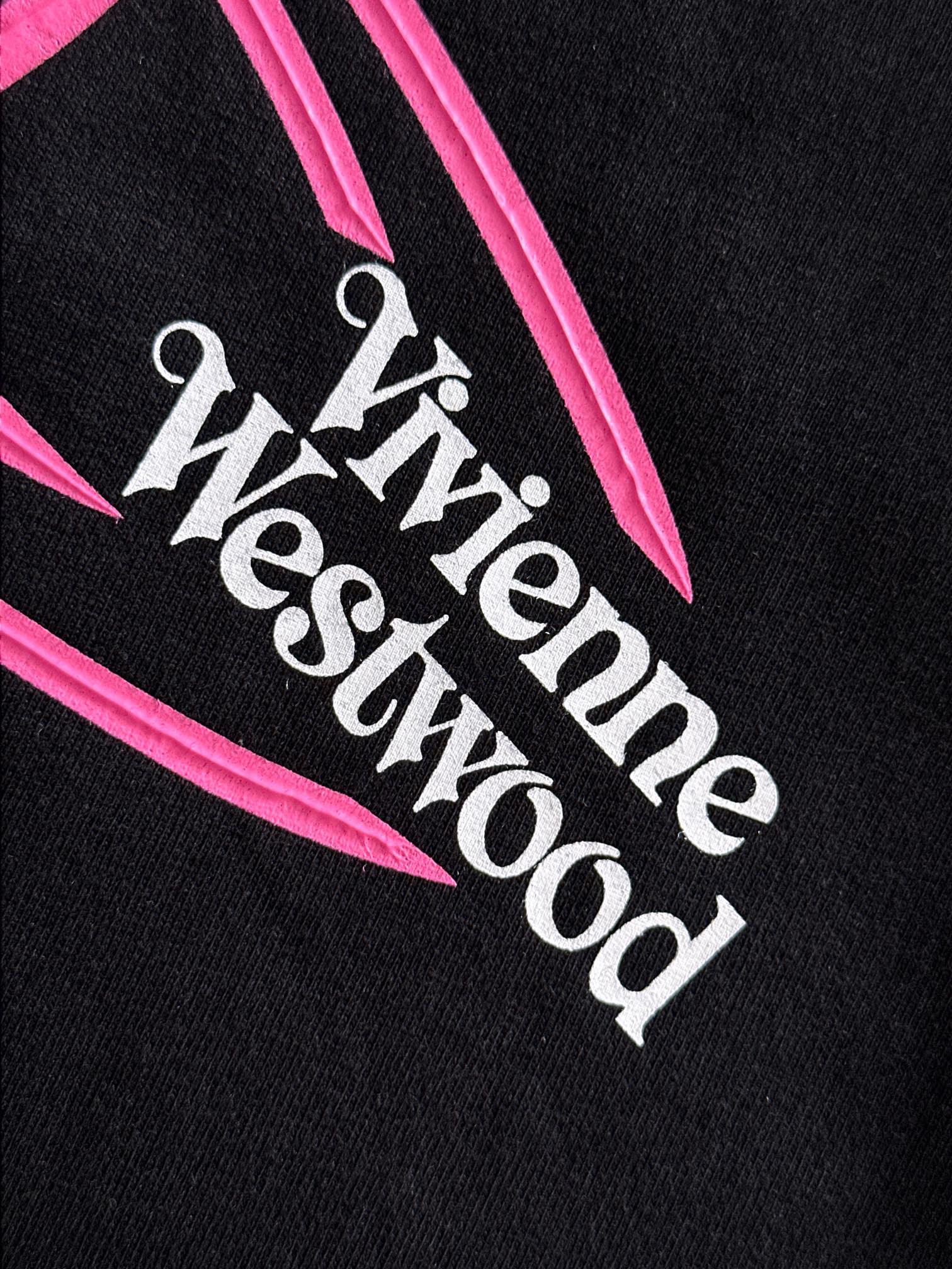  Vivienne Westwood*
2꯭0꯭2꯭5春夏款上新 ❤️ 
原⌚️高版本 
 面料采用27