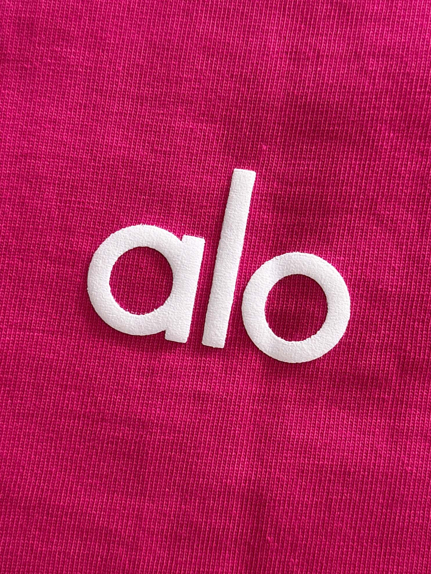 
 alo*
2꯭0꯭2꯭5春夏款上新 
原⌚️高版本 
alo 面料采用270克高密度纯棉 不变形 不