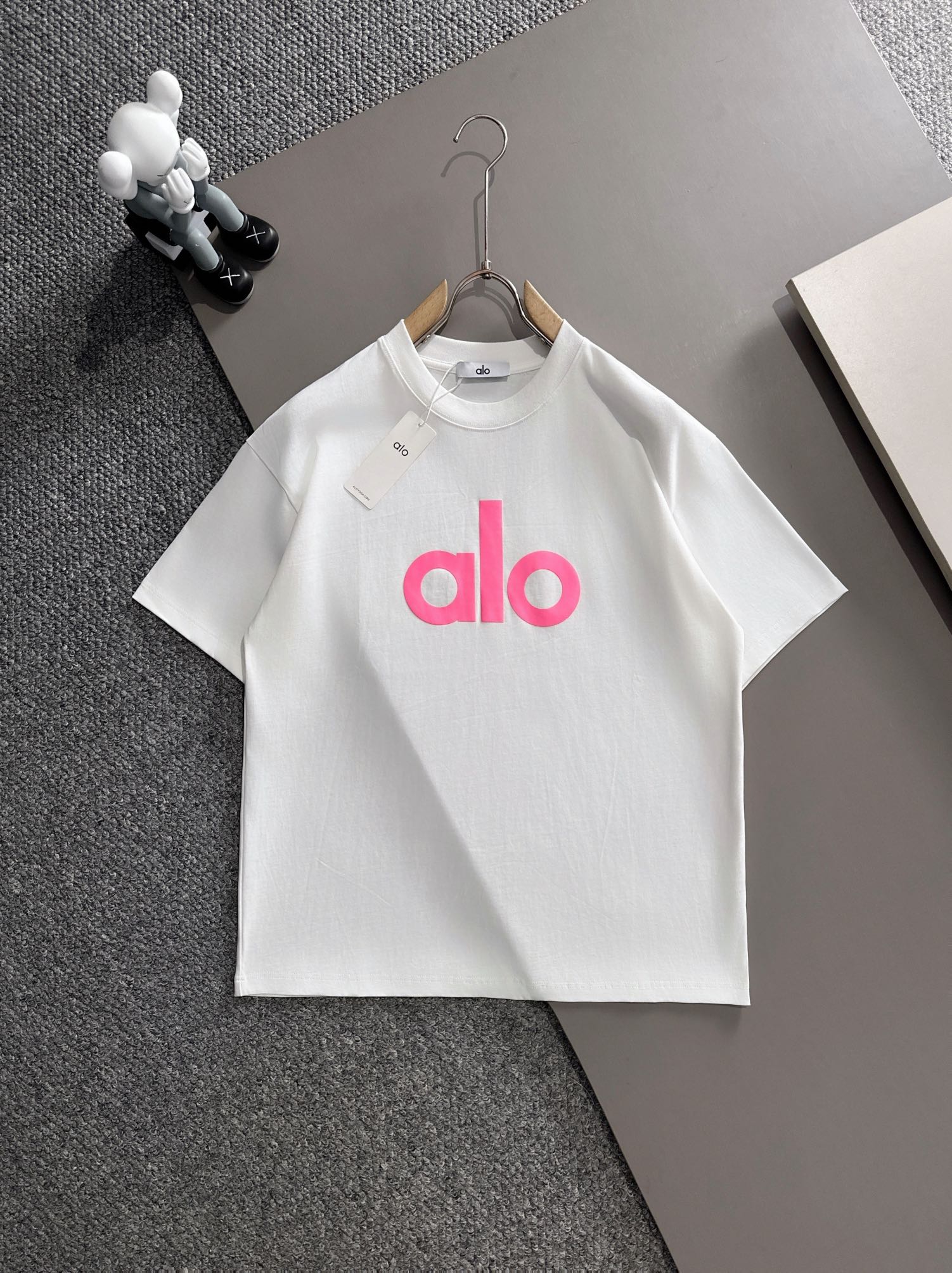 
 alo*
2꯭0꯭2꯭5春夏款上新 
原⌚️高版本 
alo 面料采用270克高密度纯棉 不变形 不