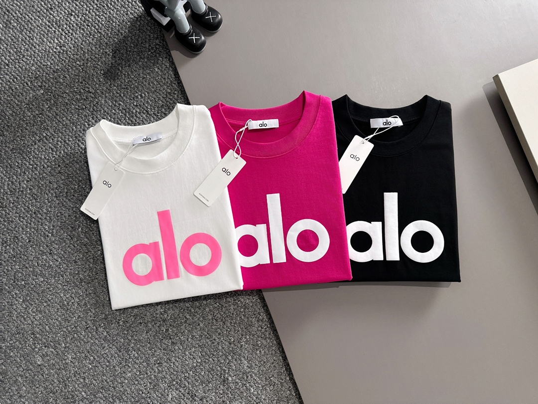 
 alo*
2꯭0꯭2꯭5春夏款上新 
原⌚️高版本 
alo 面料采用270克高密度纯棉 不变形 不