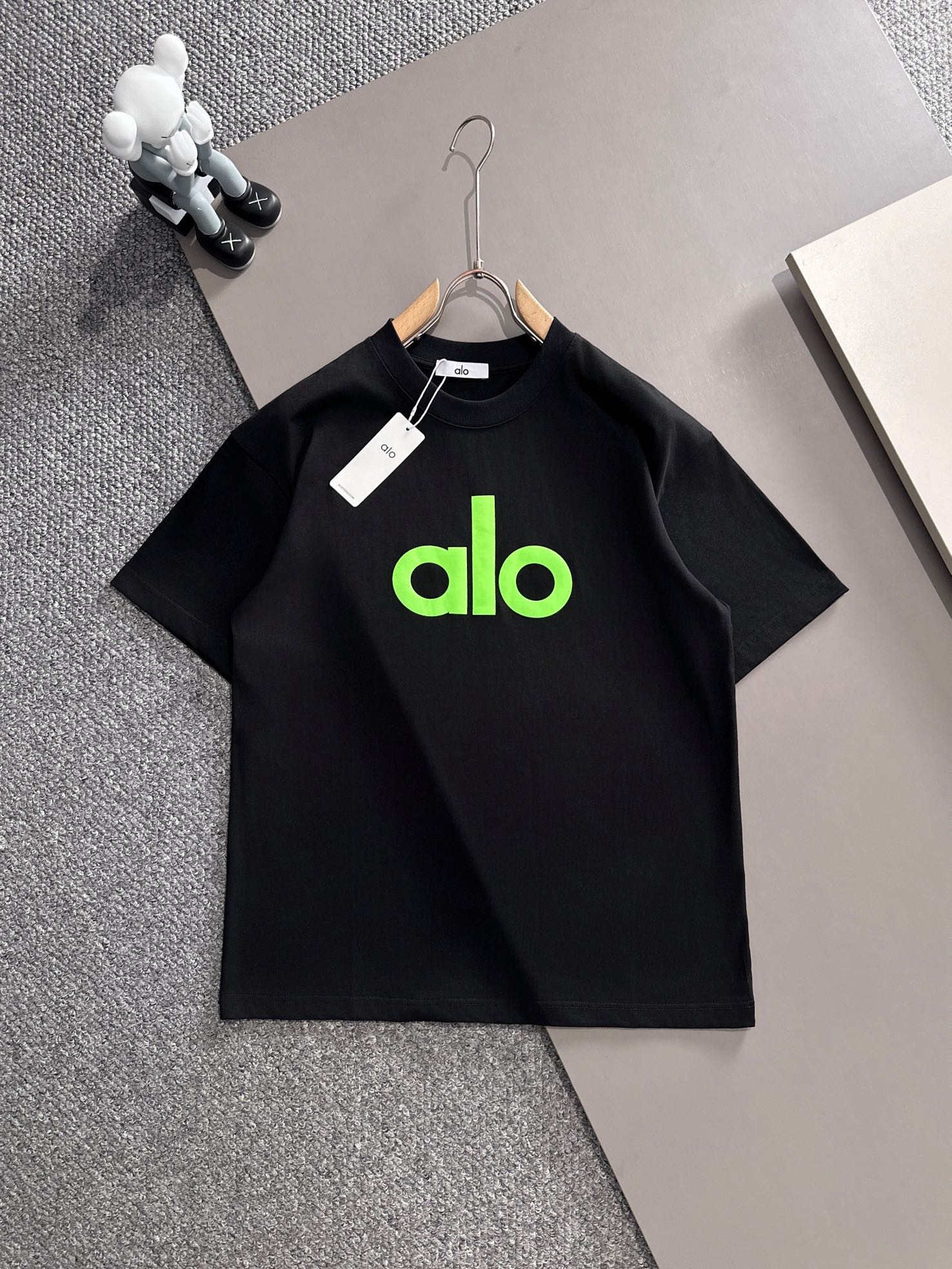 
 alo*
2꯭0꯭2꯭5春夏款上新 
原⌚️高版本 
alo 面料采用270克高密度纯棉 不变形 不