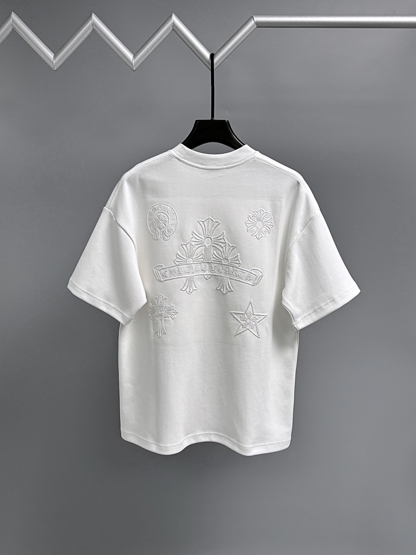 Chrome Hearts 2025 White Cotton Blend T-Shirt with Embroidered Logo 13 i1758549589 1744 6