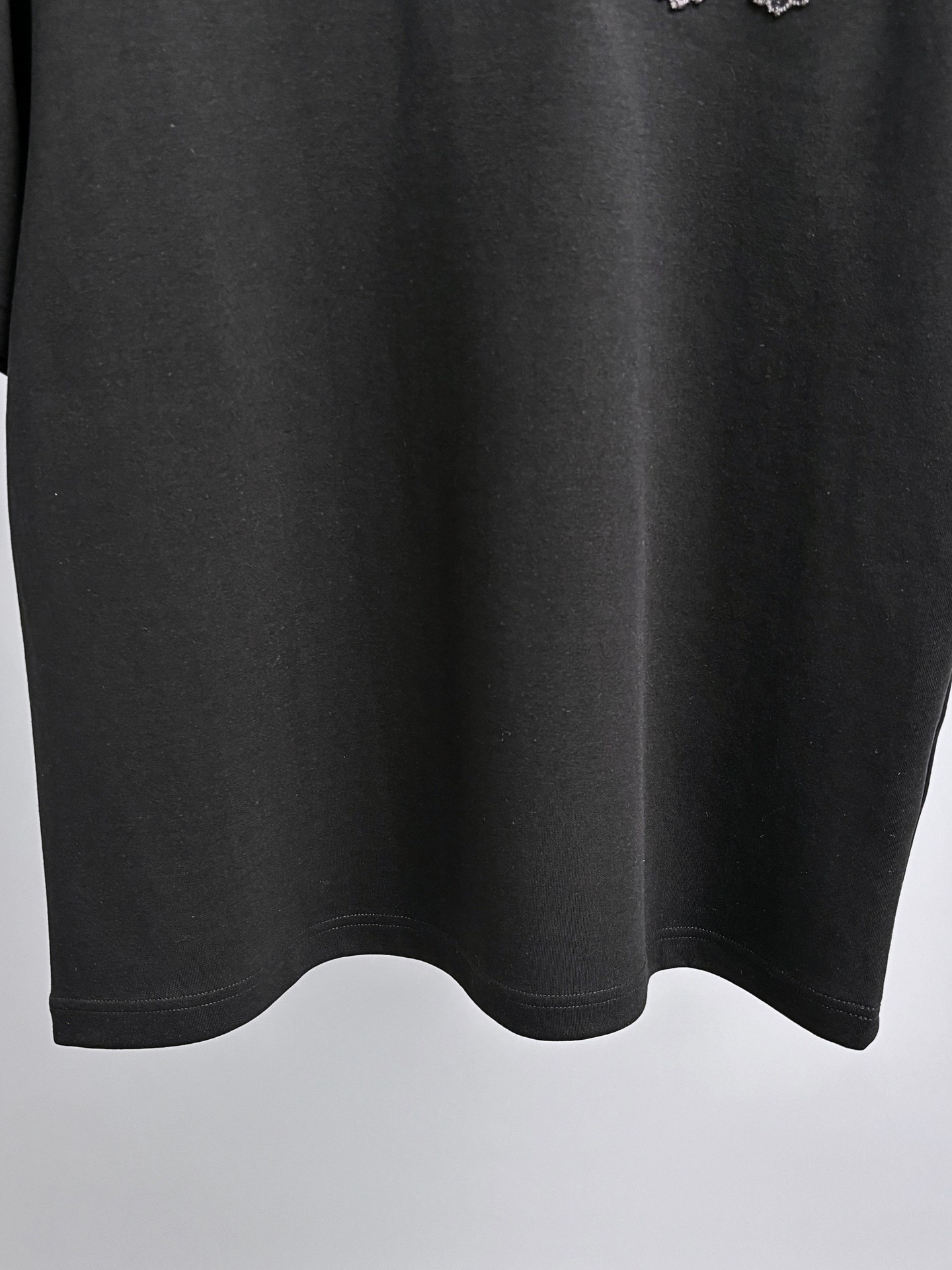 Chrome Hearts Men's Black Cotton T-Shirt with Cross Logo Embroidery 9 i1758549657 3244 2