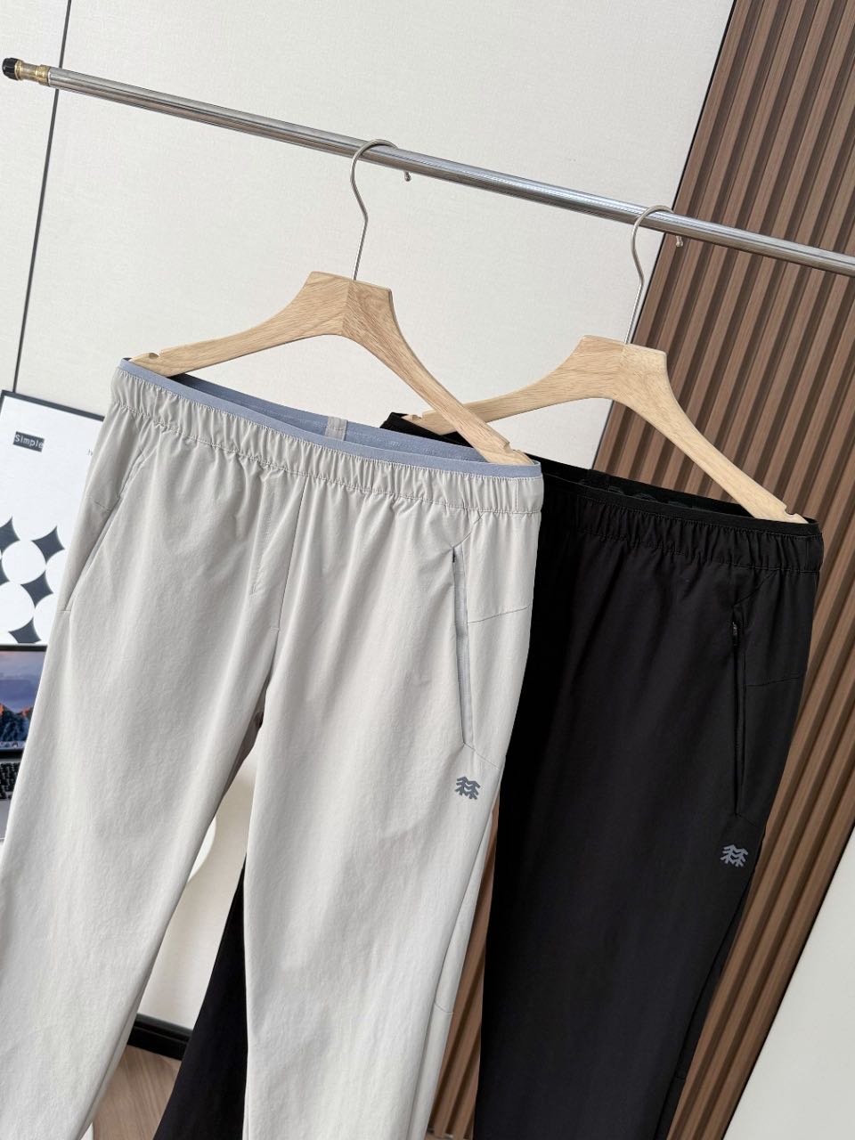 KOLON SPORT Men's Lightweight Quick Dry Sun Protection Pants