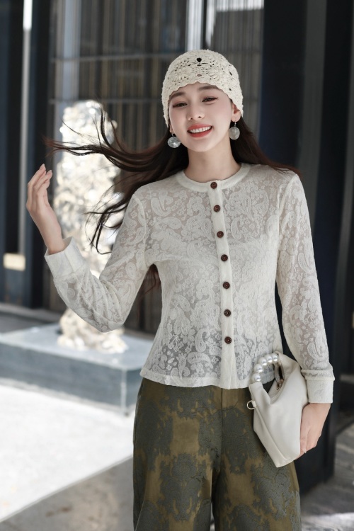 Elegant Wool Blend Cardigan with Lace Overlay and Round Neck Design 1 Elegant Wool Blend Cardigan with Lace Overlay and Round Neck Design