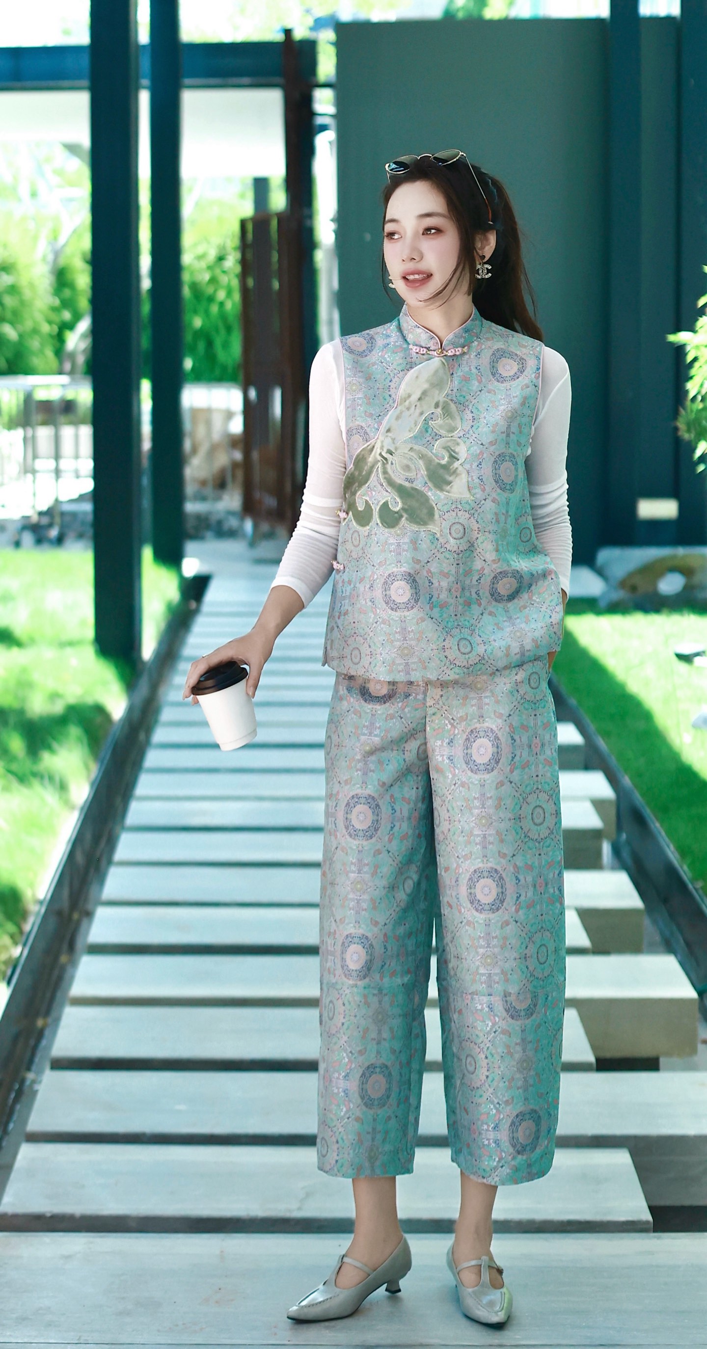Floral Embroidered Silk Vest and Pants Set, Elegant Oriental Style Outfit 3 i1756874023062 6756 0 0