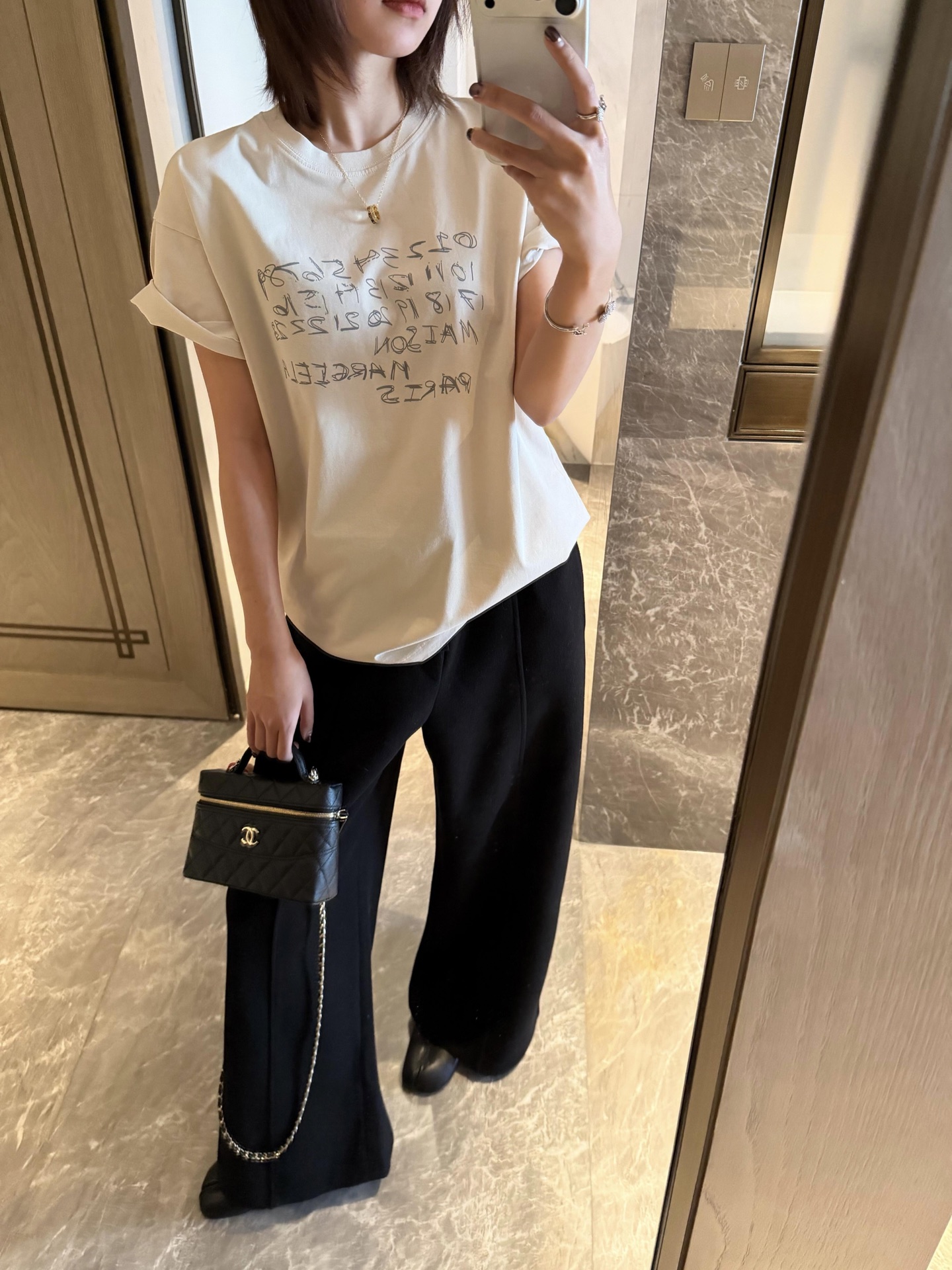 _djW9s_pn-4jaJhASny1uLcAMshI5XegwuJF1FuA