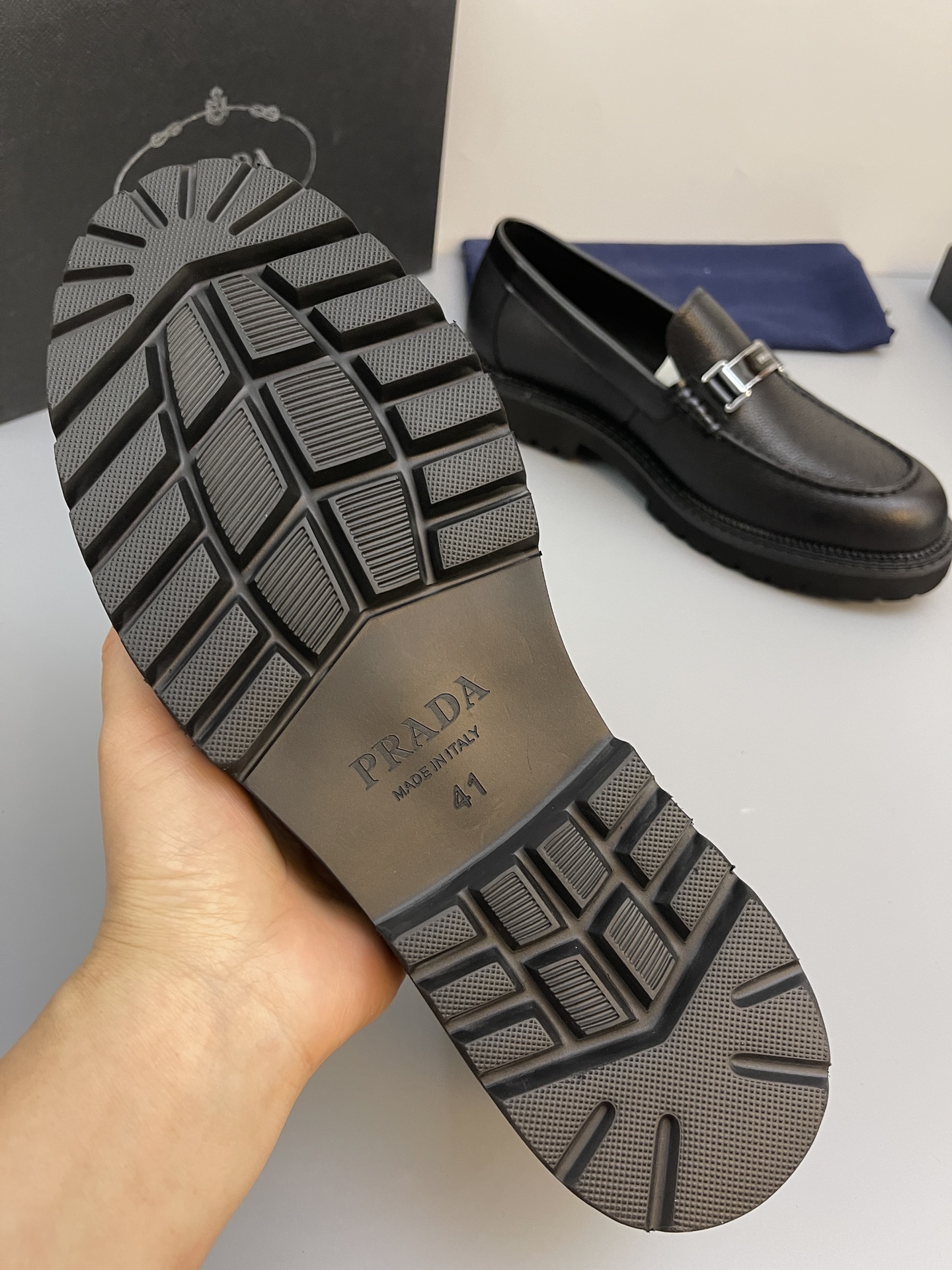 Batch (Prada) de alta calidad, . Material-piel de vaca importada, forro y plantilla son todos de pie