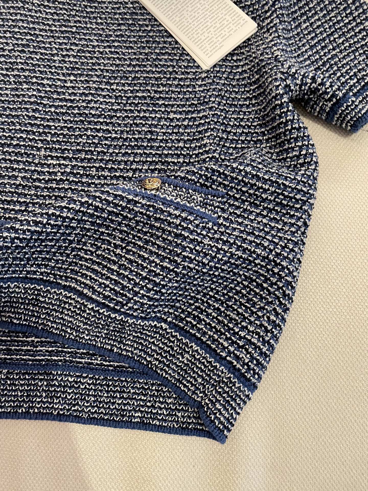 Gucci Light Blue Fine Cotton T-Shirt with Gold-Tone Double G Buttons 9 i1745633783487 3890 0 7