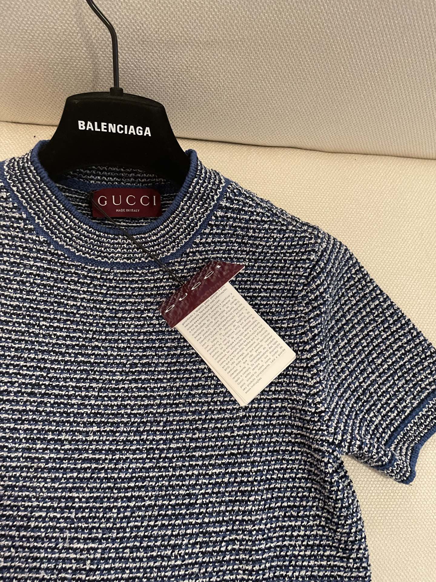 Gucci Light Blue Fine Cotton T-Shirt with Gold-Tone Double G Buttons 6 i1745633786878 7810 0 4