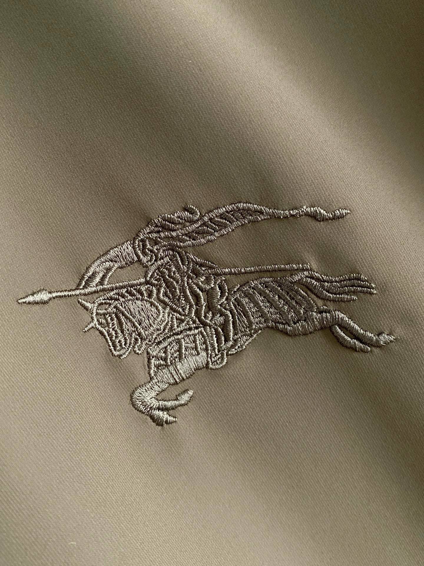 2️⃣0️⃣2️⃣6️⃣春装新款 夹克外套手感质感俱佳、上身效果超男士衣橱必备。码数：48-56