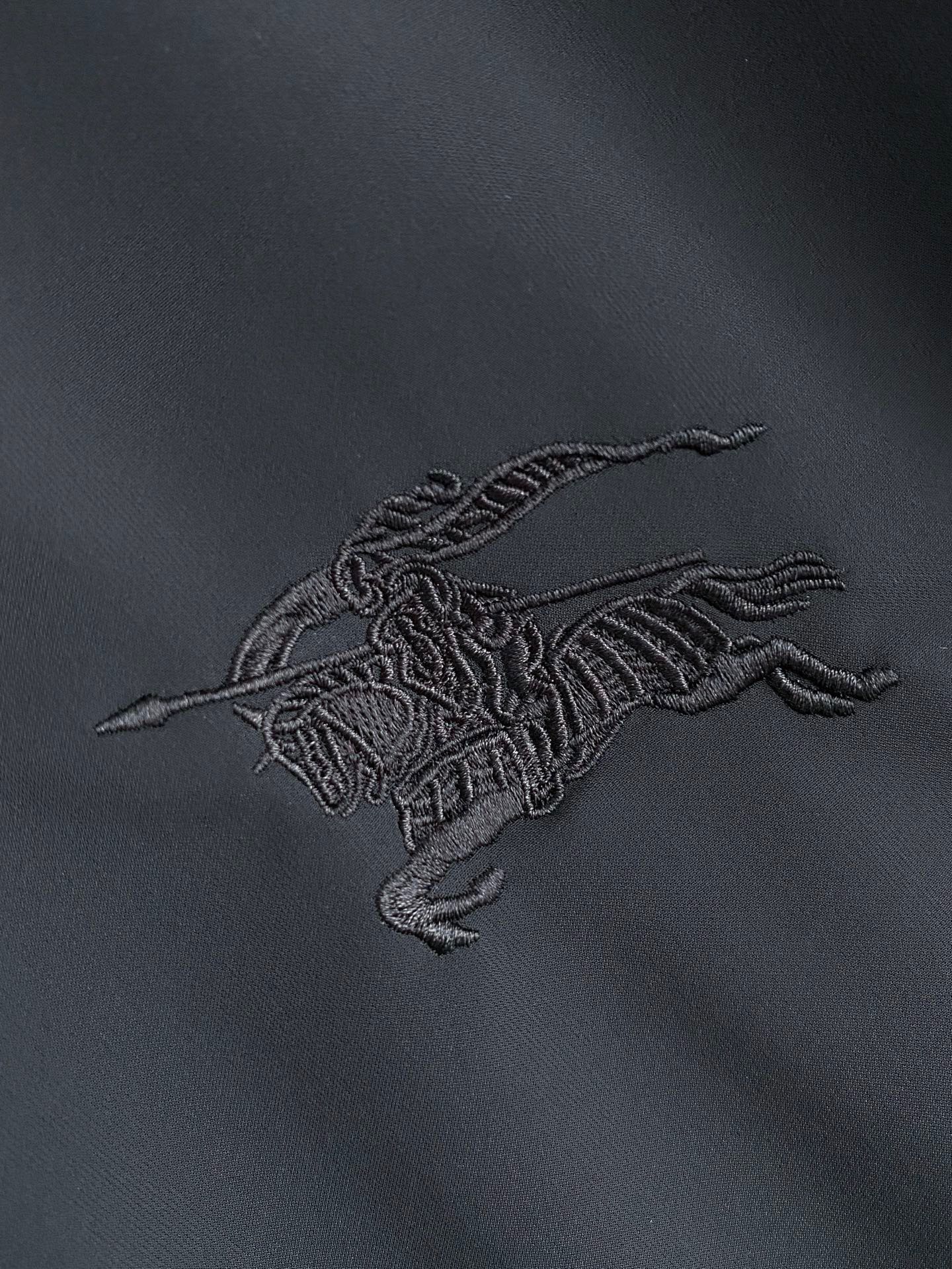 2️⃣0️⃣2️⃣6️⃣春装新款 夹克外套手感质感俱佳、上身效果超男士衣橱必备。码数：48-56