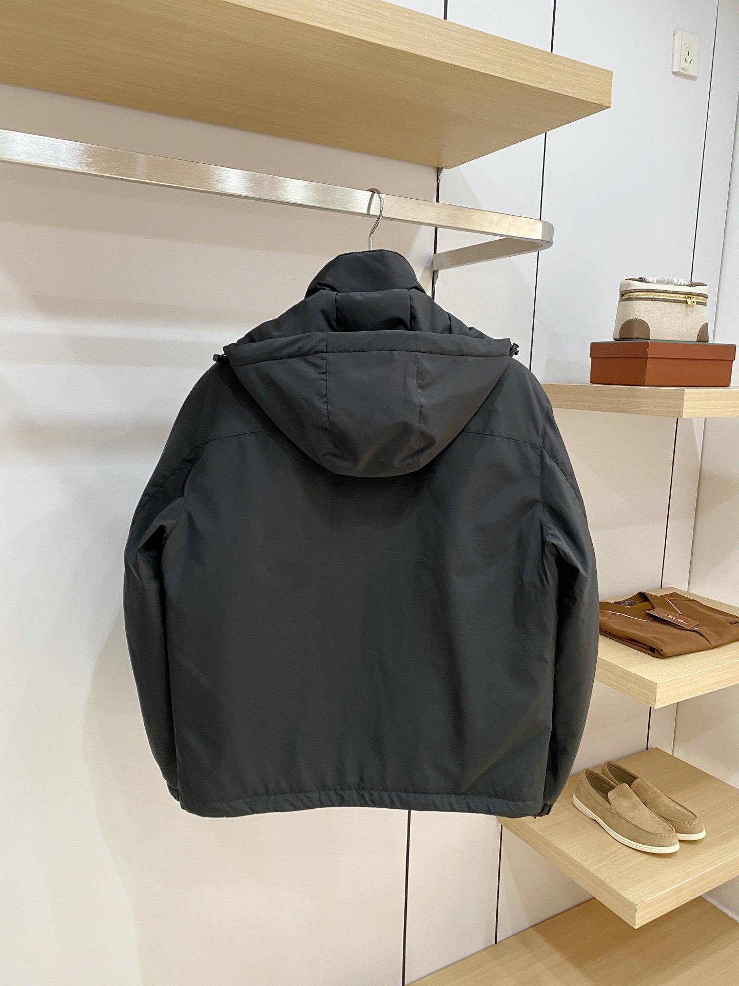 羽绒服 2️⃣0️⃣2️⃣6️⃣秋冬新款 羽绒服外套手感质感俱佳、上身效果超男士衣橱必备。码数：48-56