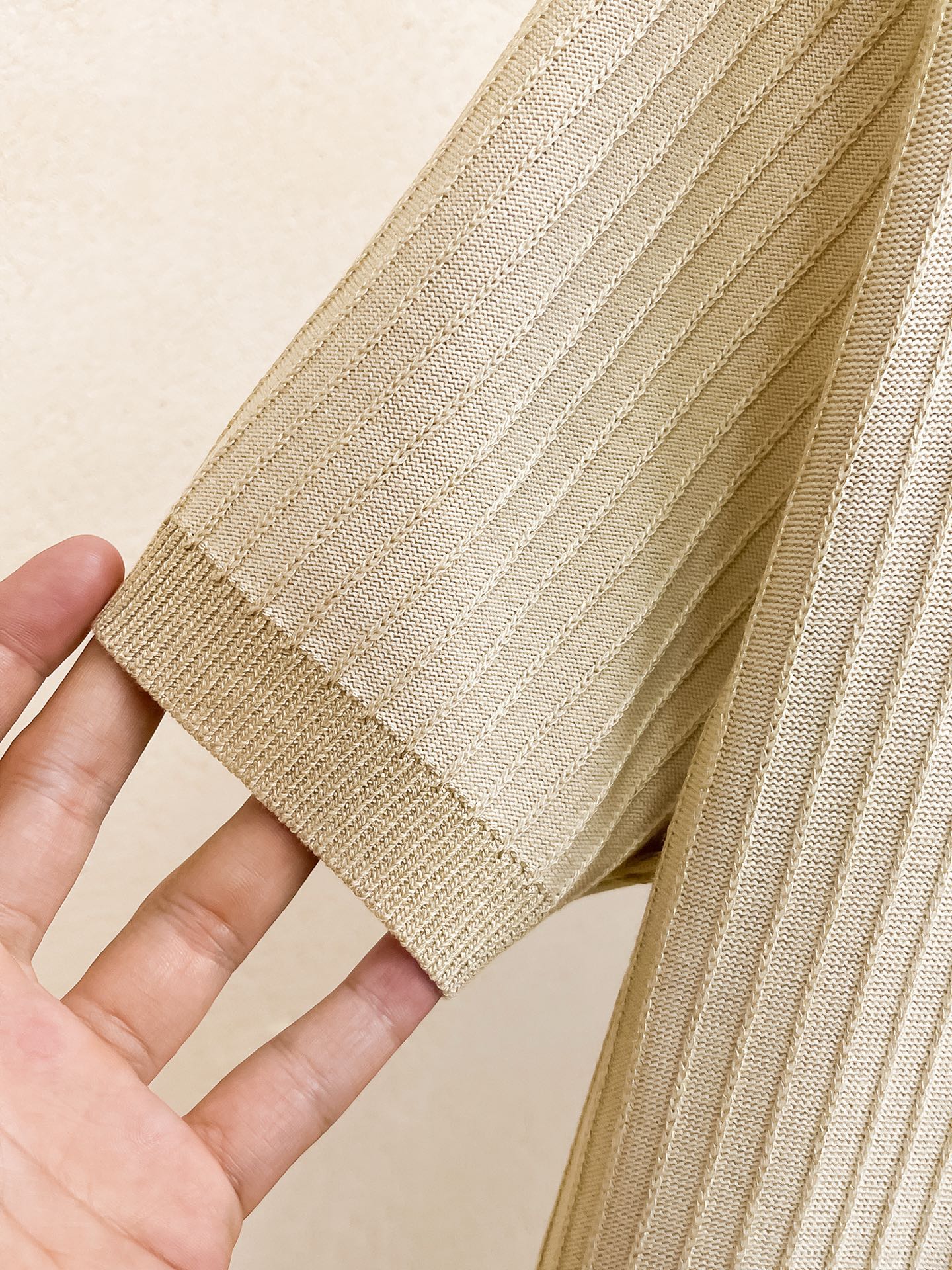 巴宝莉 2026春夏新品针织短袖，进口针织面料，手感柔软。顶级进口私货，设计潮流短袖针织衫，不失奢华 品