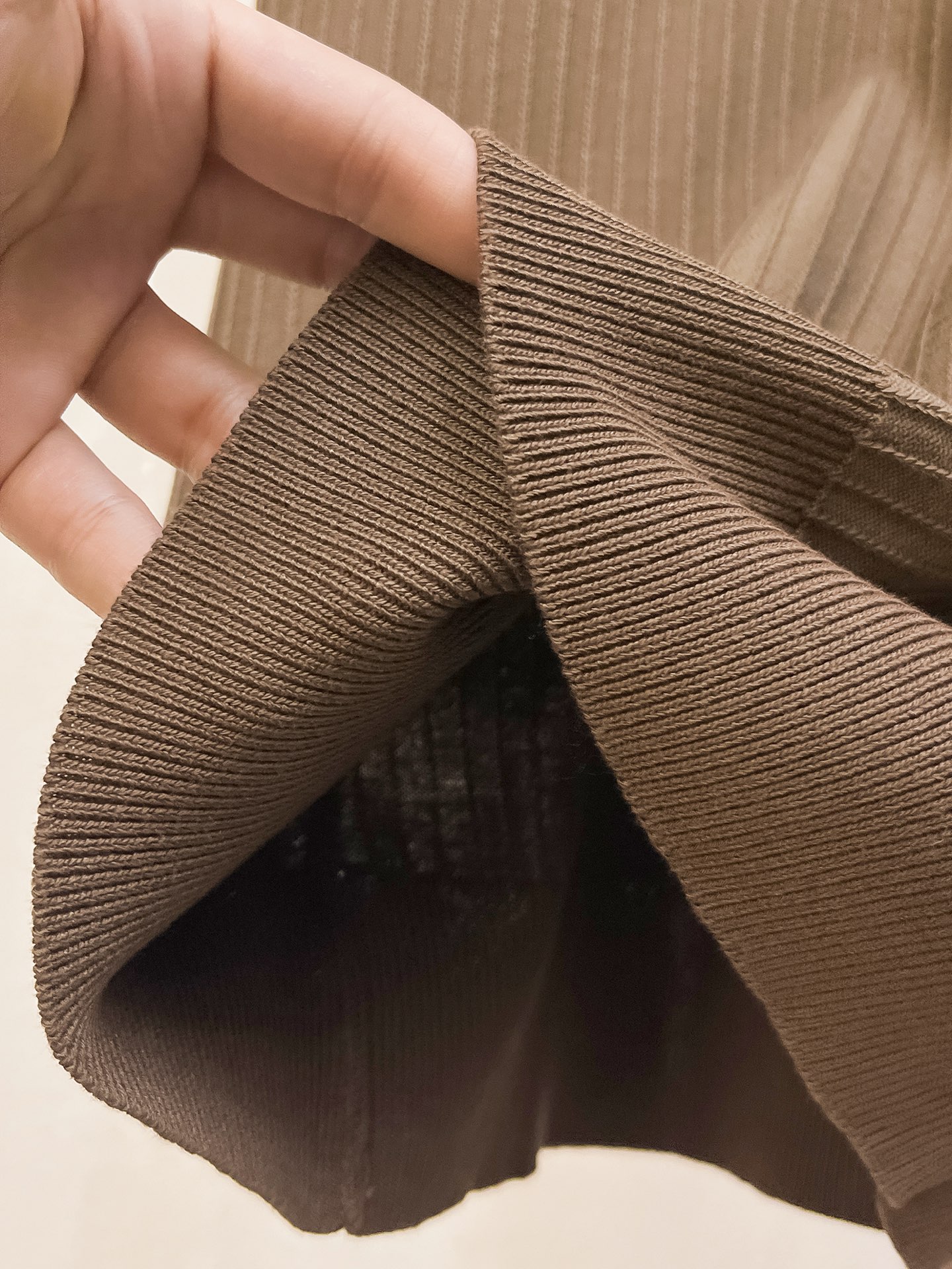 巴宝莉 2026春夏新品针织短袖，进口针织面料，手感柔软。顶级进口私货，设计潮流短袖针织衫，不失奢华 品