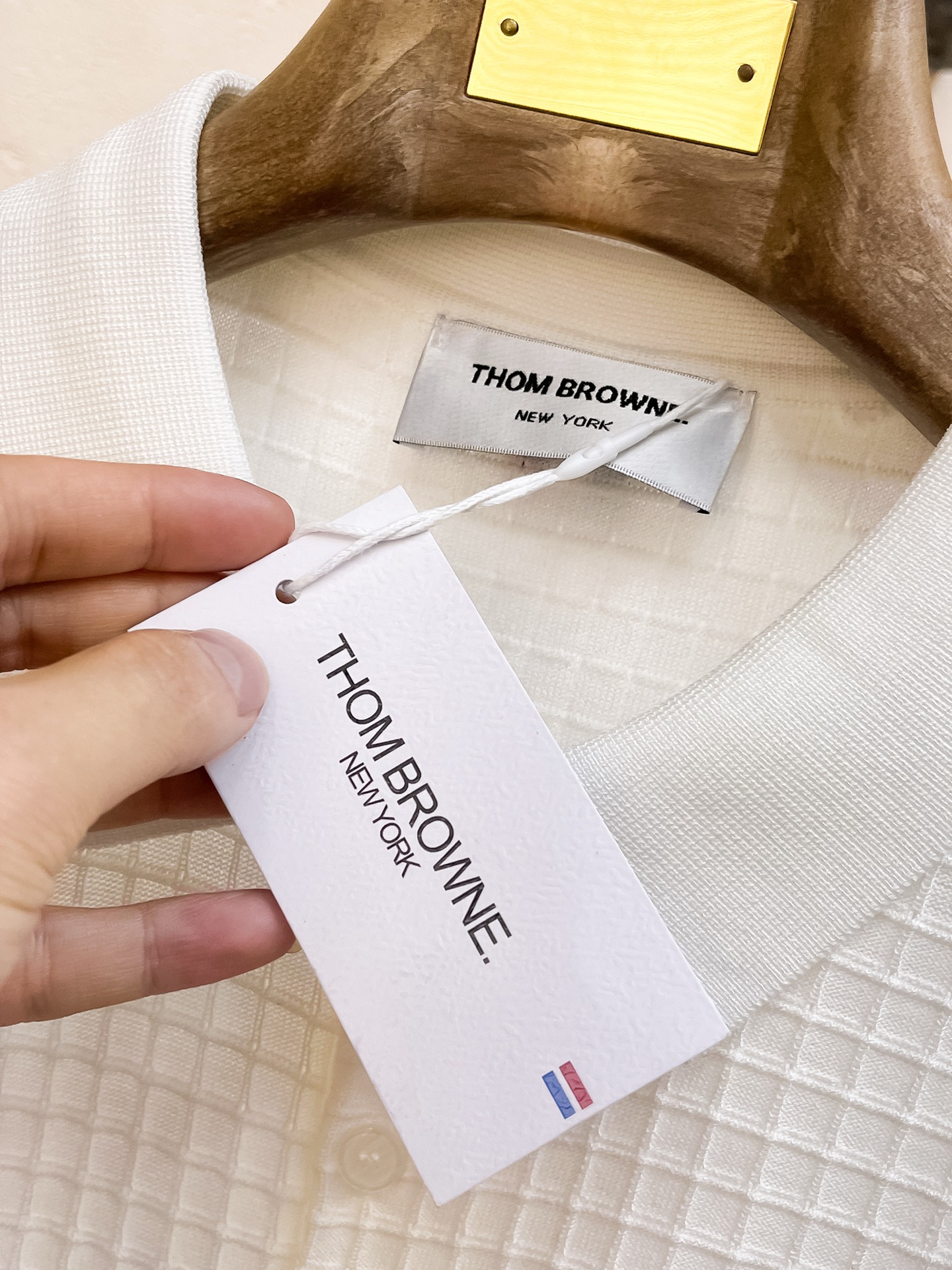 TB 2026春夏新品针织短袖，进口针织面料，手感柔软。顶级进口私货，设计潮流短袖针织衫，不失奢华 品质