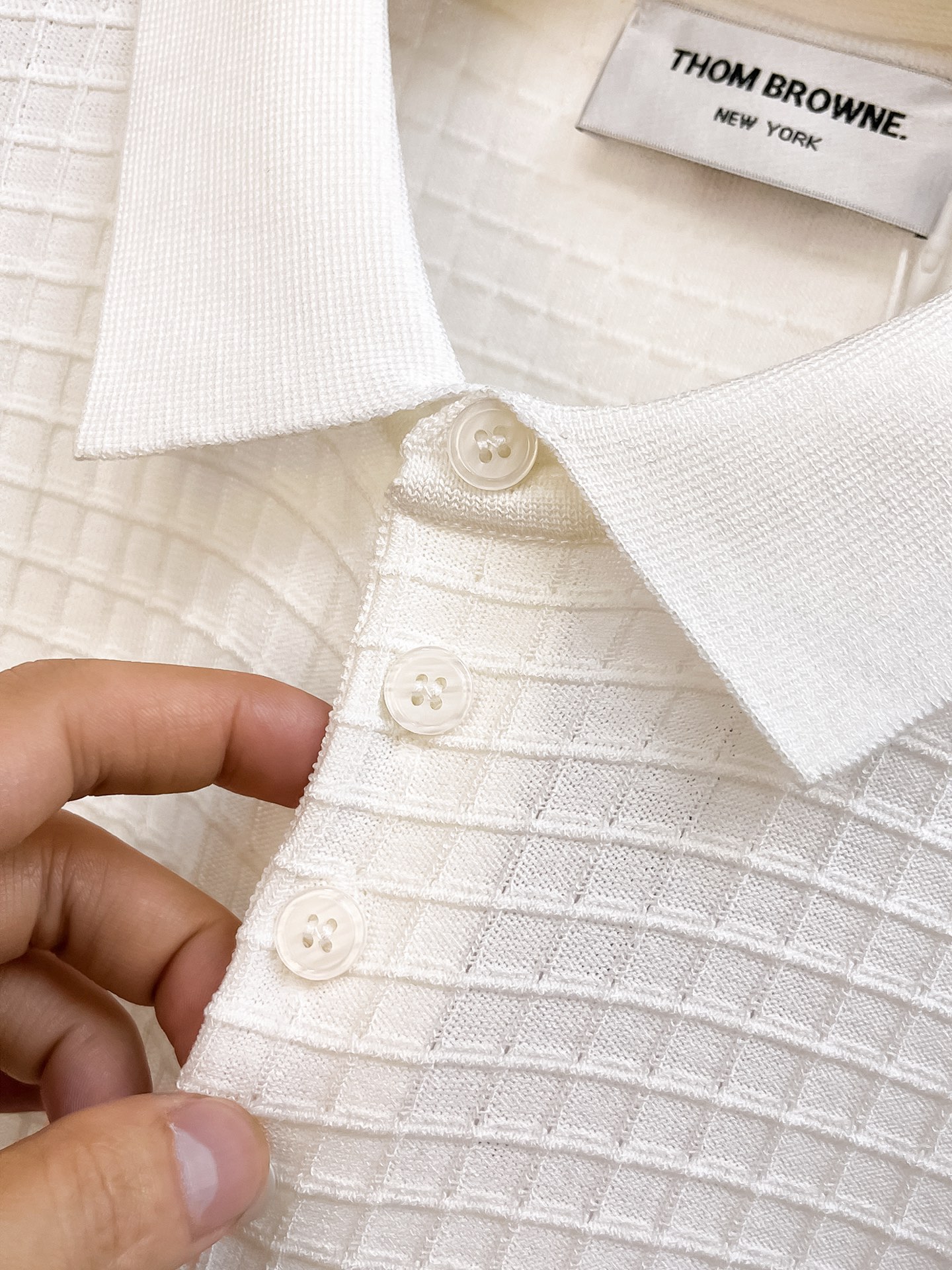 TB 2026春夏新品针织短袖，进口针织面料，手感柔软。顶级进口私货，设计潮流短袖针织衫，不失奢华 品质