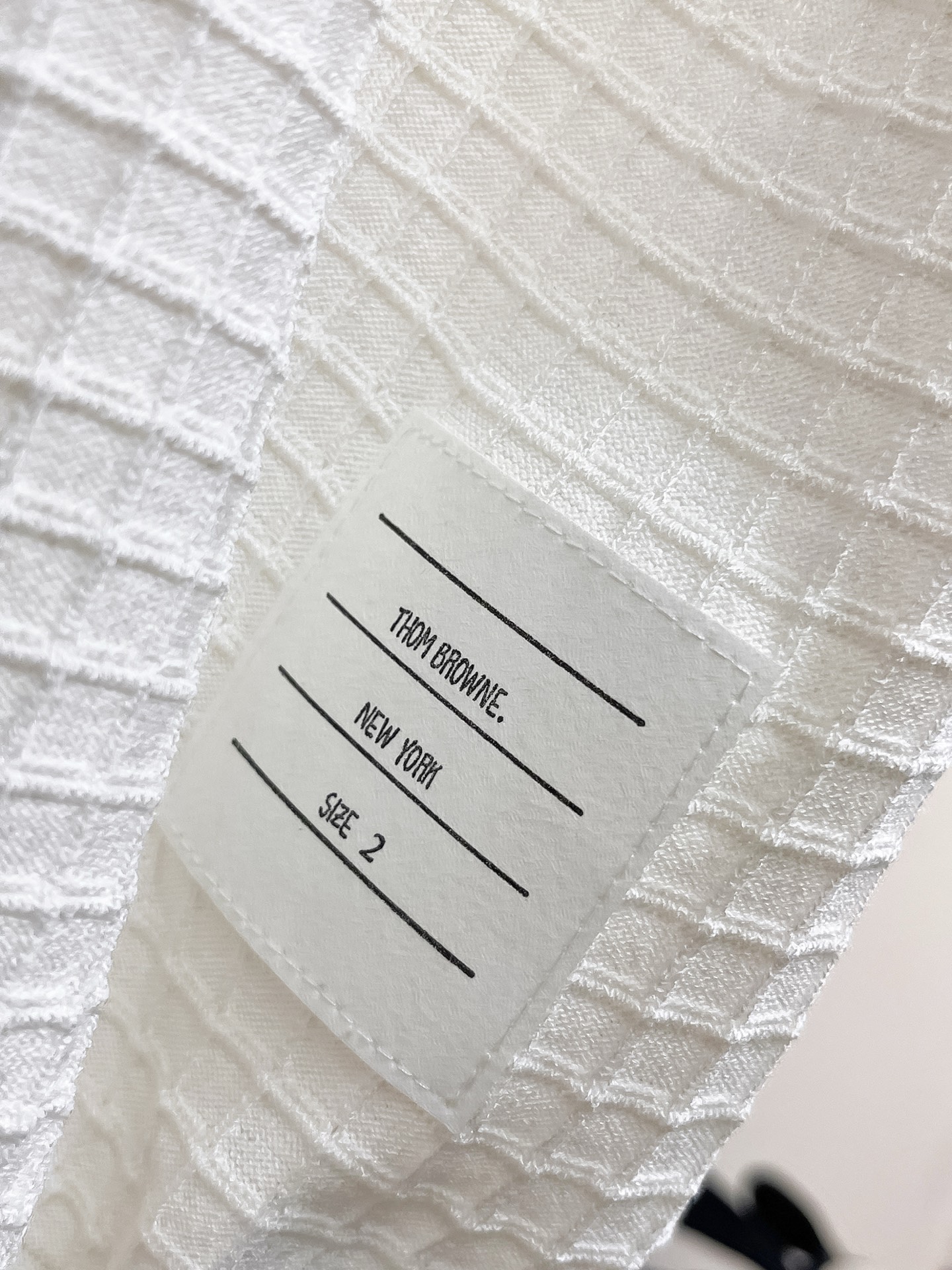 TB 2026春夏新品针织短袖，进口针织面料，手感柔软。顶级进口私货，设计潮流短袖针织衫，不失奢华 品质