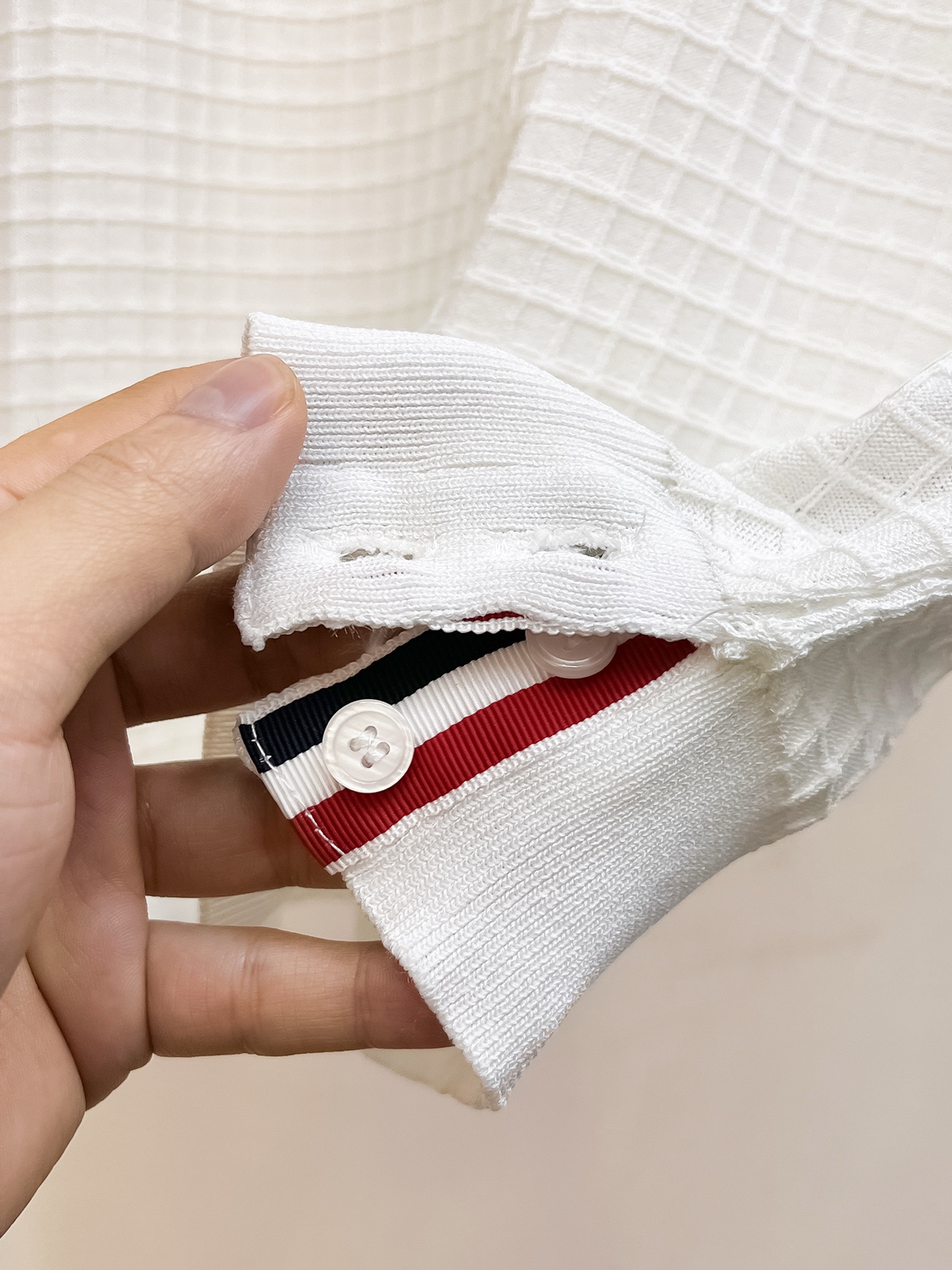 TB 2026春夏新品针织短袖，进口针织面料，手感柔软。顶级进口私货，设计潮流短袖针织衫，不失奢华 品质