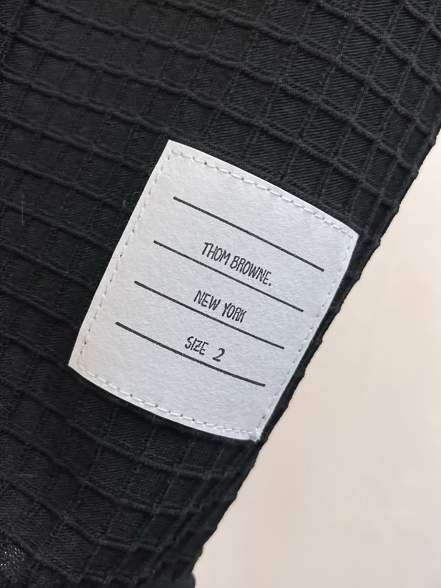 TB 2026春夏新品针织短袖，进口针织面料，手感柔软。顶级进口私货，设计潮流短袖针织衫，不失奢华 品质