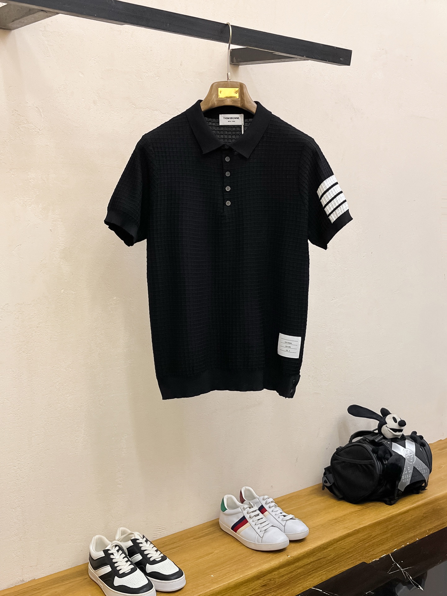 TB 2026春夏新品针织短袖，进口针织面料，手感柔软。顶级进口私货，设计潮流短袖针织衫，不失奢华 品质