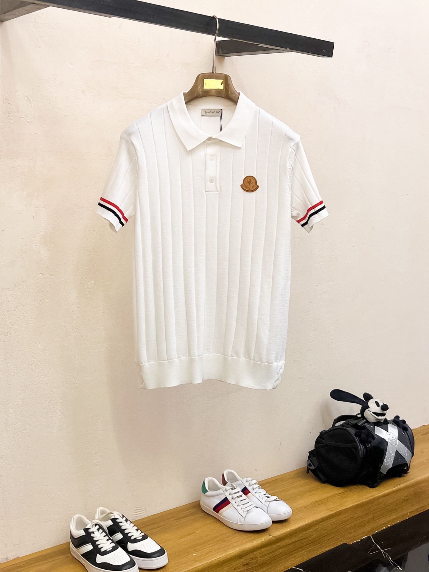 蒙口 2026春夏新品针织短袖，进口针织面料，手感柔软。顶级进口私货，设计潮流短袖针织衫，不失奢华 品质