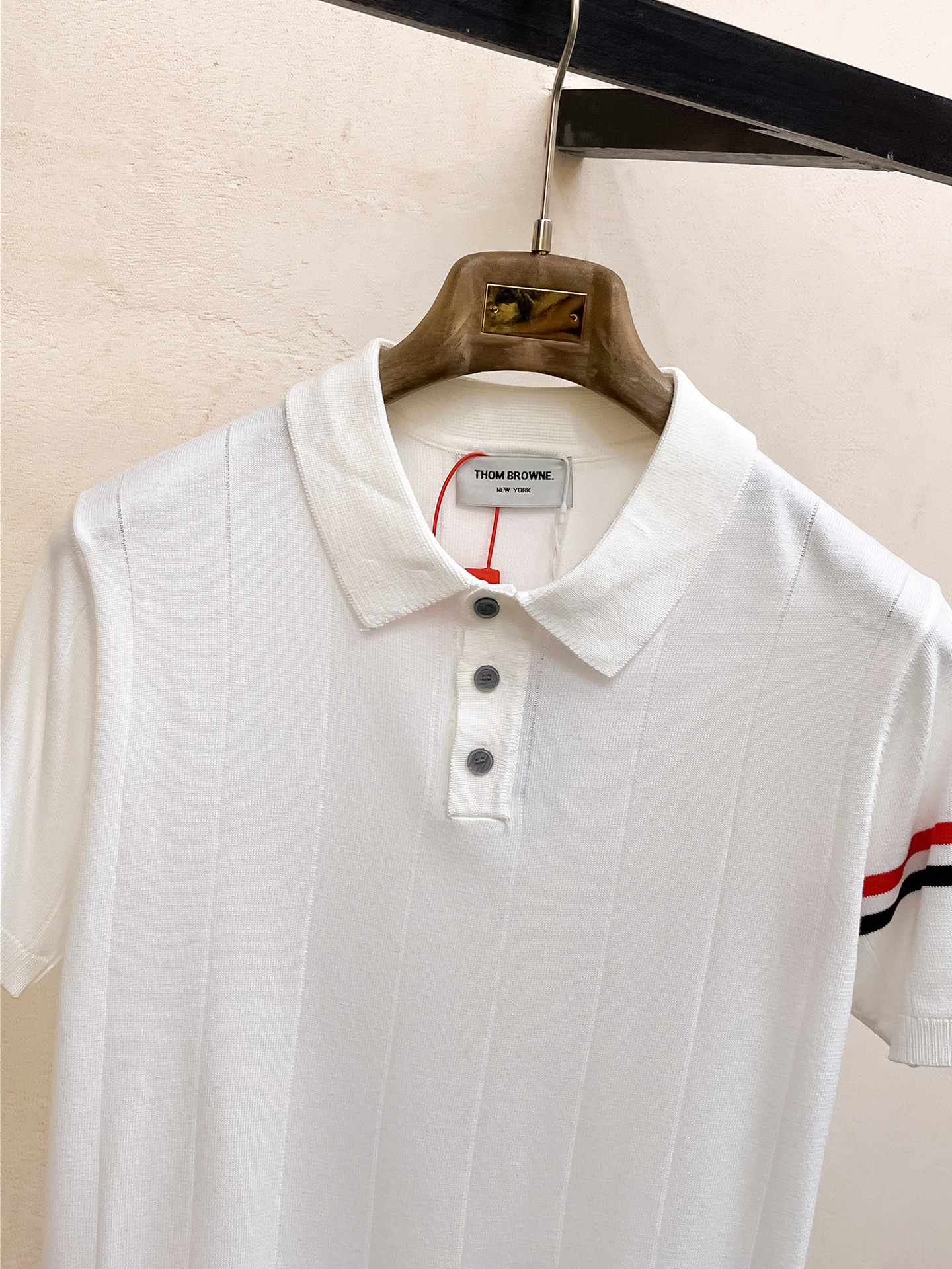 TB 2026春夏新品针织短袖，进口针织面料，手感柔软。顶级进口私货，设计潮流短袖针织衫，不失奢华 品质