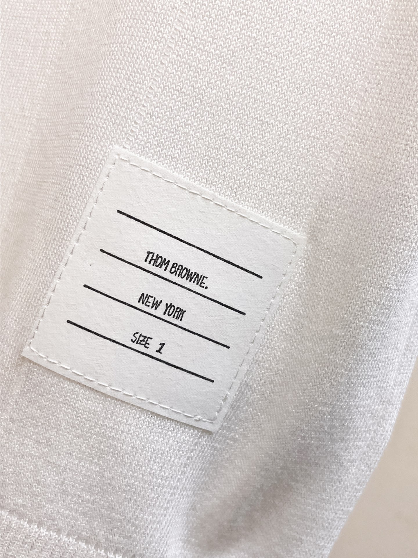 TB 2026春夏新品针织短袖，进口针织面料，手感柔软。顶级进口私货，设计潮流短袖针织衫，不失奢华 品质