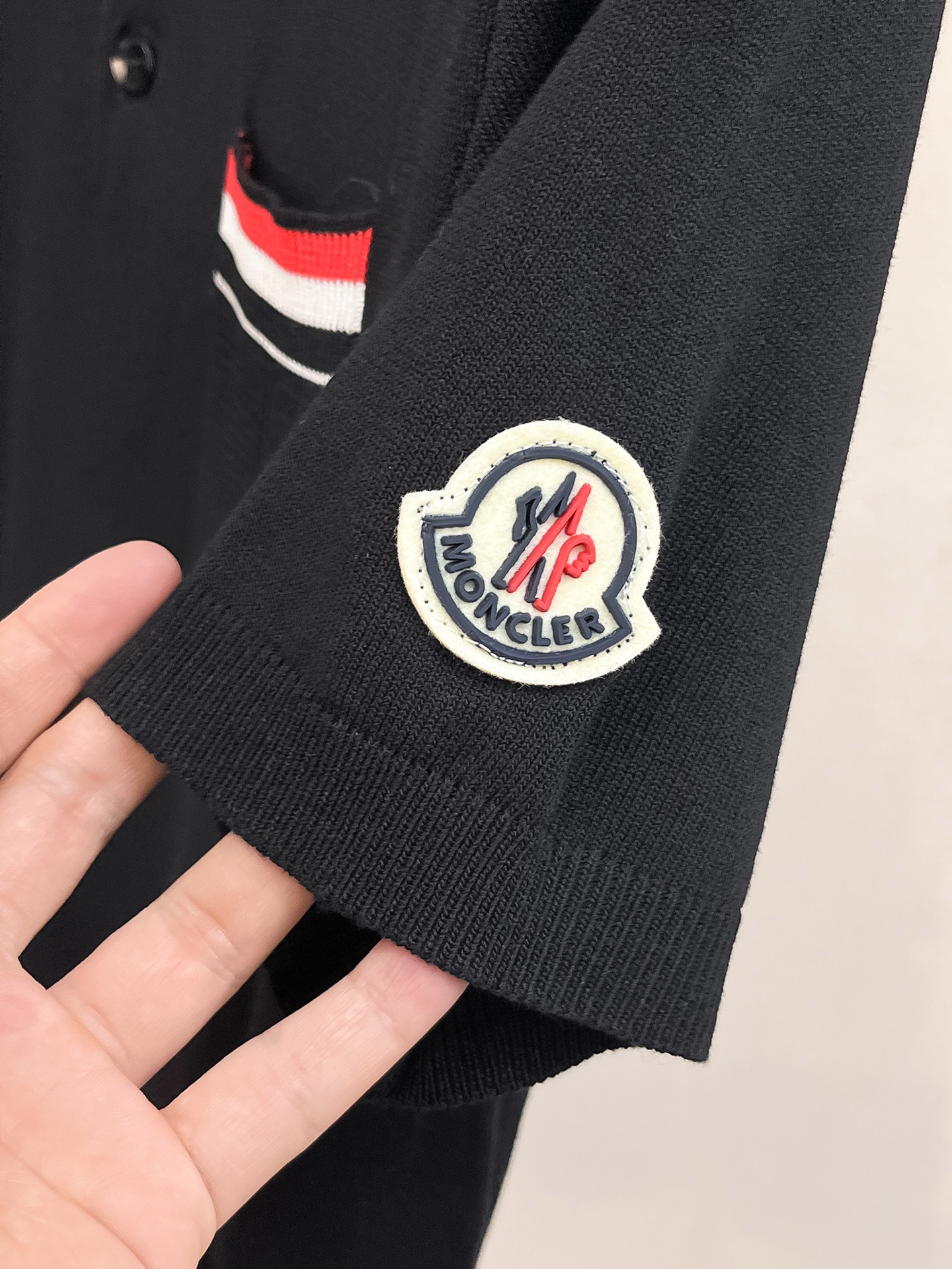 TB 2026春夏新品针织短袖，进口针织面料，手感柔软。顶级进口私货，设计潮流短袖针织衫，不失奢华 品质