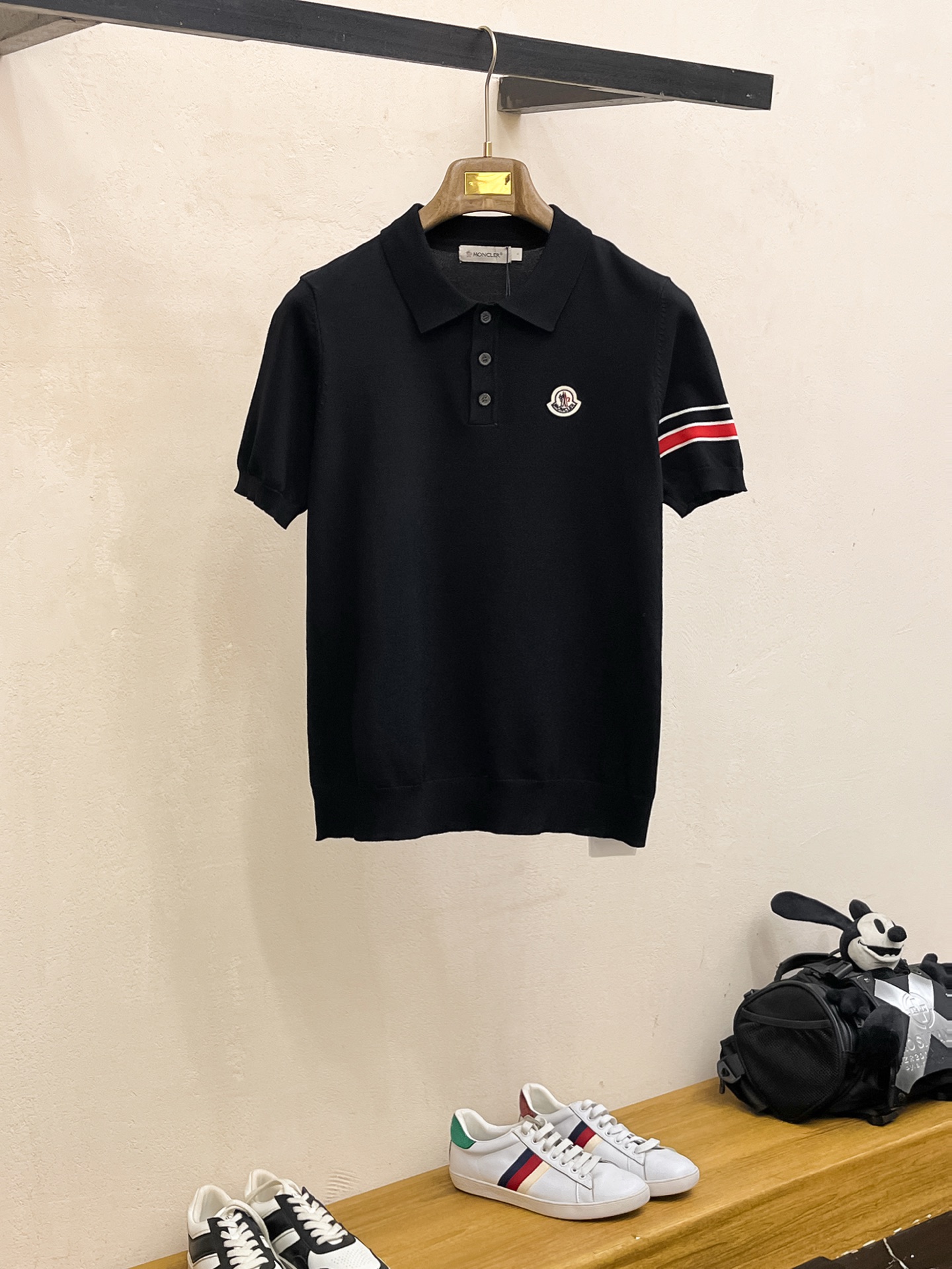 蒙口 2026春夏新品针织短袖，进口针织面料，手感柔软。顶级进口私货，设计潮流短袖针织衫，不失奢华 品质