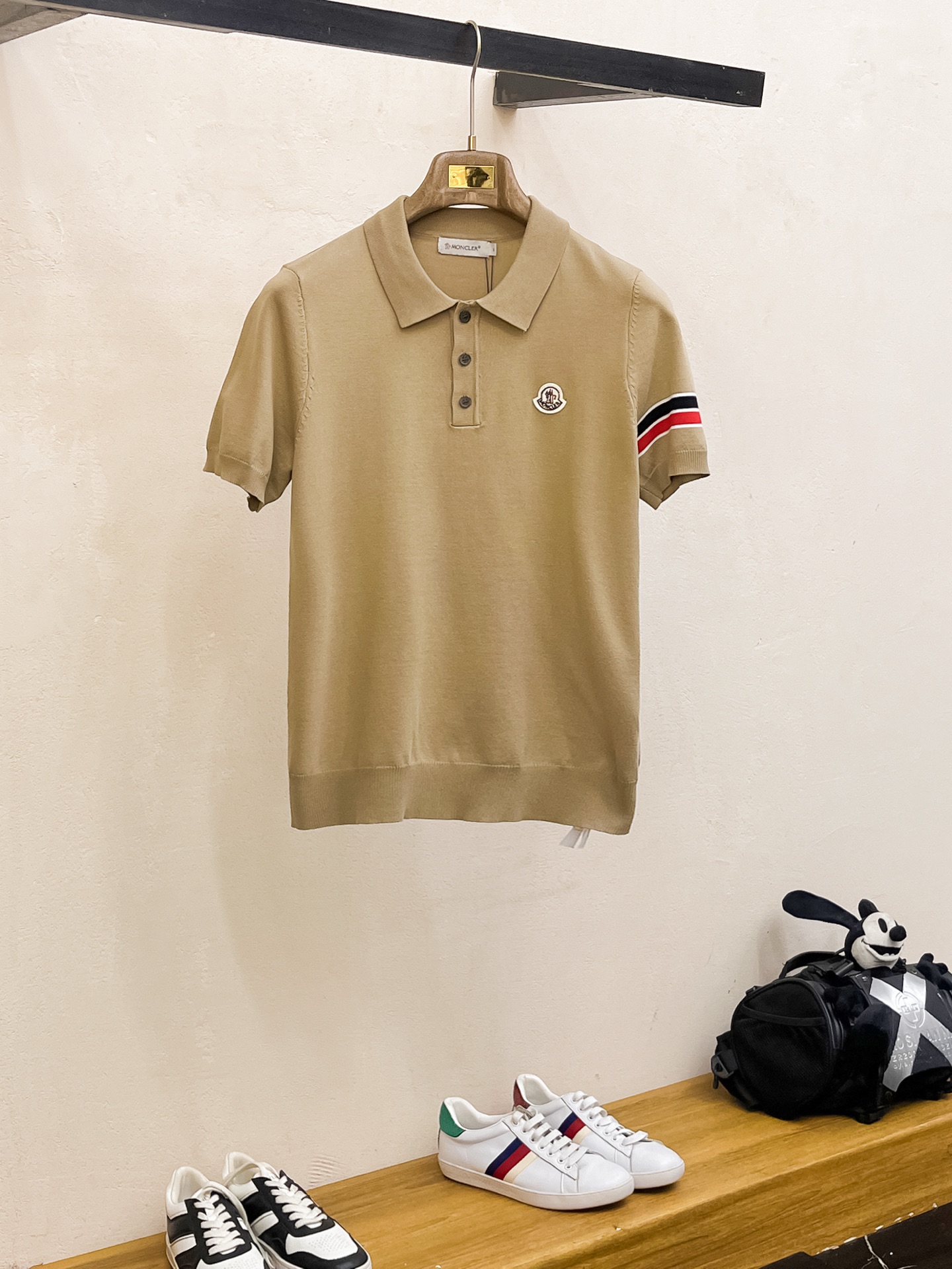 蒙口 2026春夏新品针织短袖，进口针织面料，手感柔软。顶级进口私货，设计潮流短袖针织衫，不失奢华 品质