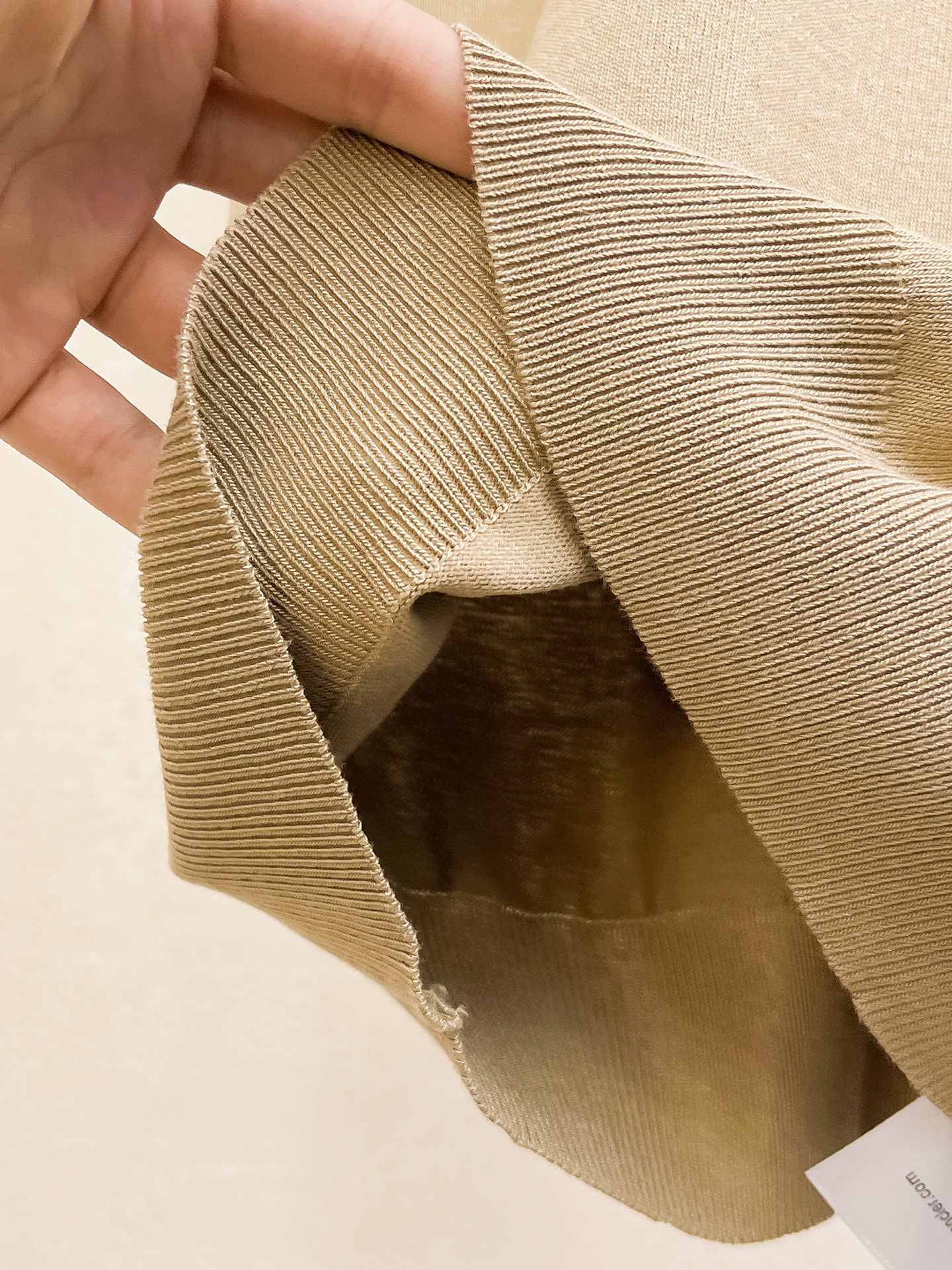 蒙口 2026春夏新品针织短袖，进口针织面料，手感柔软。顶级进口私货，设计潮流短袖针织衫，不失奢华 品质