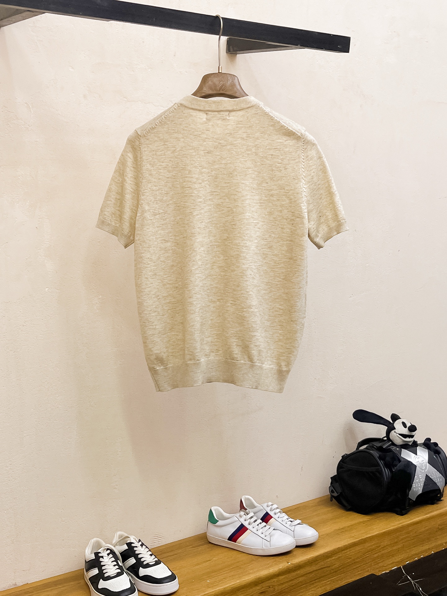 保罗 2026春夏新品针织短袖，进口针织面料，手感柔软。顶级进口私货，设计潮流短袖针织衫，不失奢华 品质