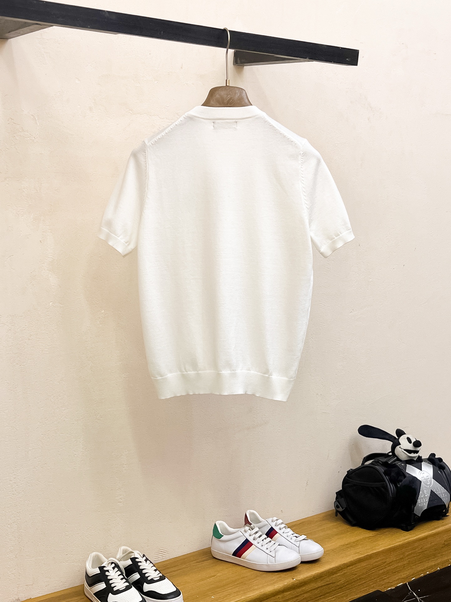 保罗 2026春夏新品针织短袖，进口针织面料，手感柔软。顶级进口私货，设计潮流短袖针织衫，不失奢华 品质