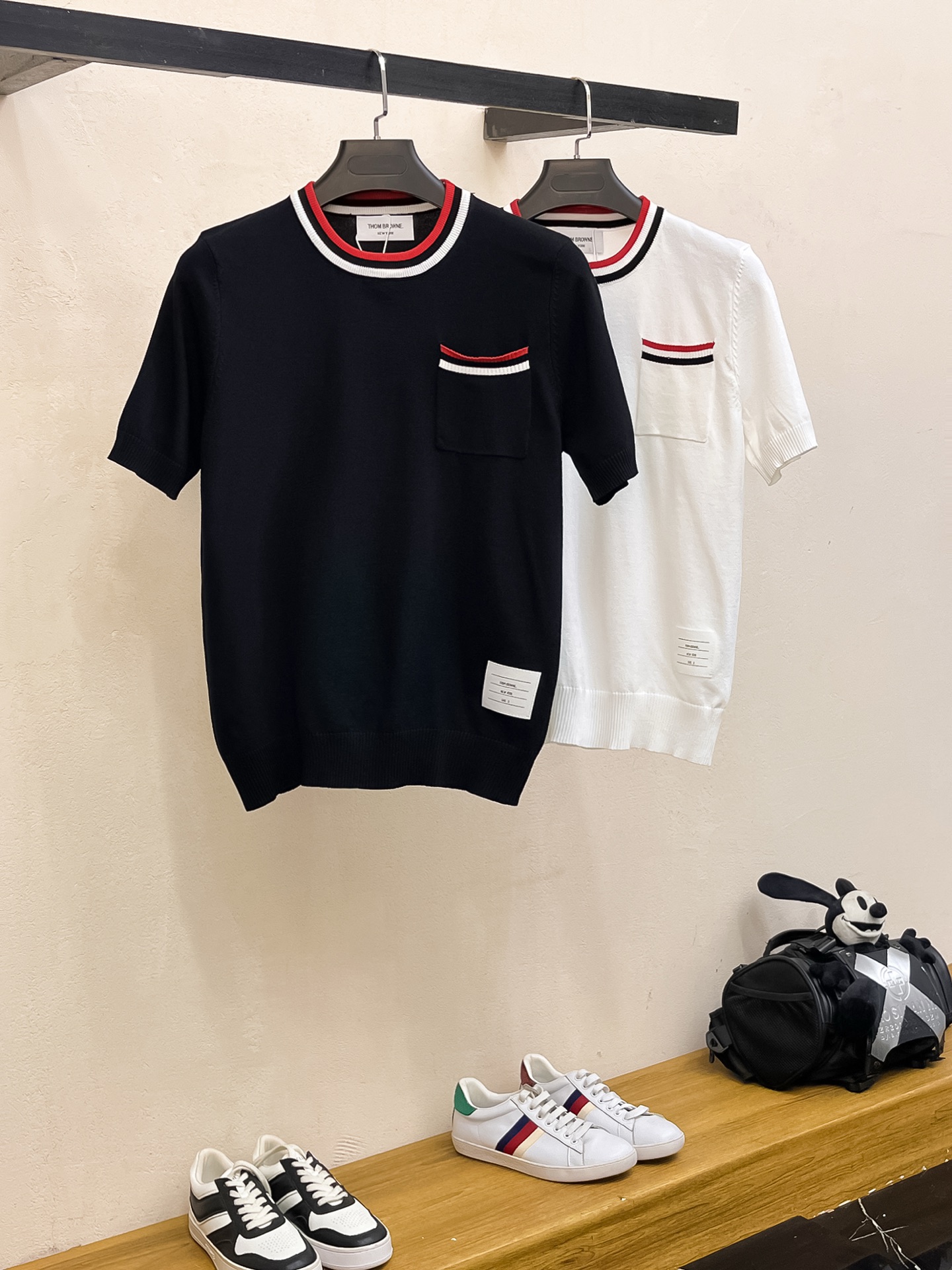 TB 2026春夏新品针织短袖，进口针织面料，手感柔软。顶级进口私货，设计潮流短袖针织衫，不失奢华 品质