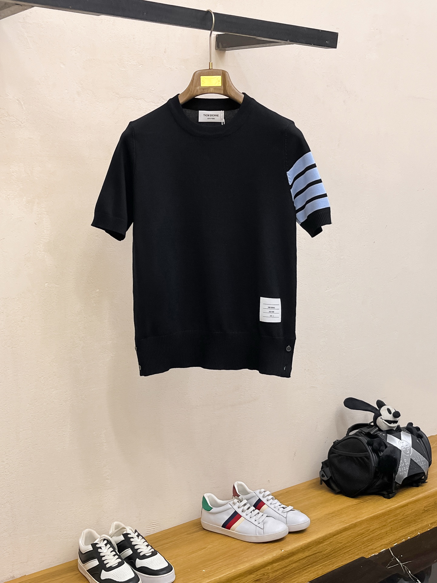 TB 2026春夏新品针织短袖，进口针织面料，手感柔软。顶级进口私货，设计潮流短袖针织衫，不失奢华 品质