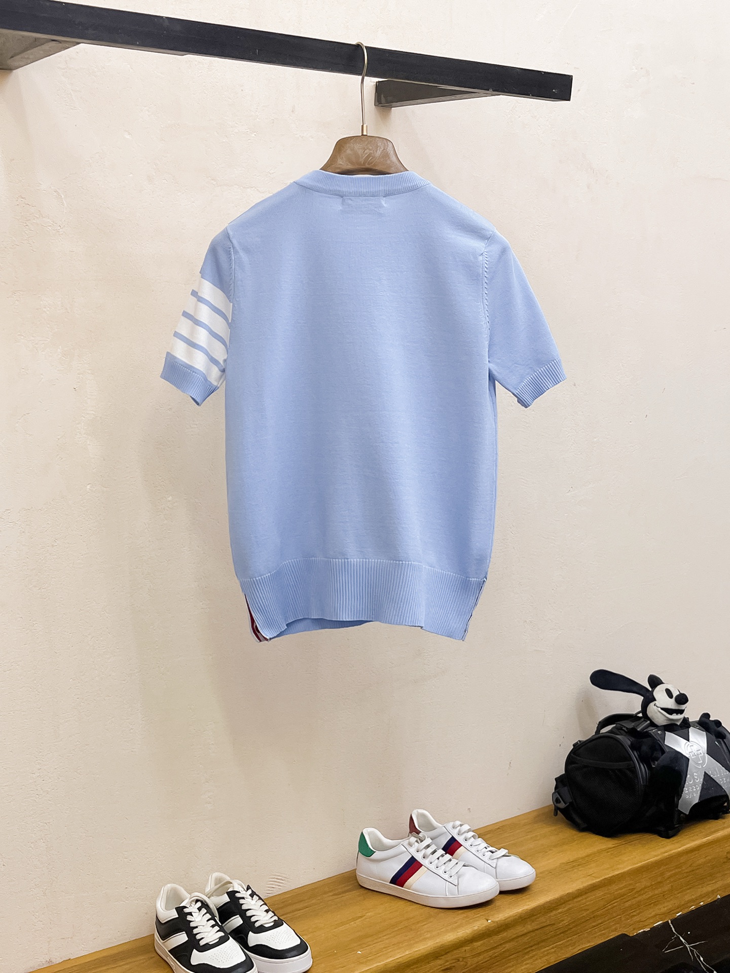 TB 2026春夏新品针织短袖，进口针织面料，手感柔软。顶级进口私货，设计潮流短袖针织衫，不失奢华 品质