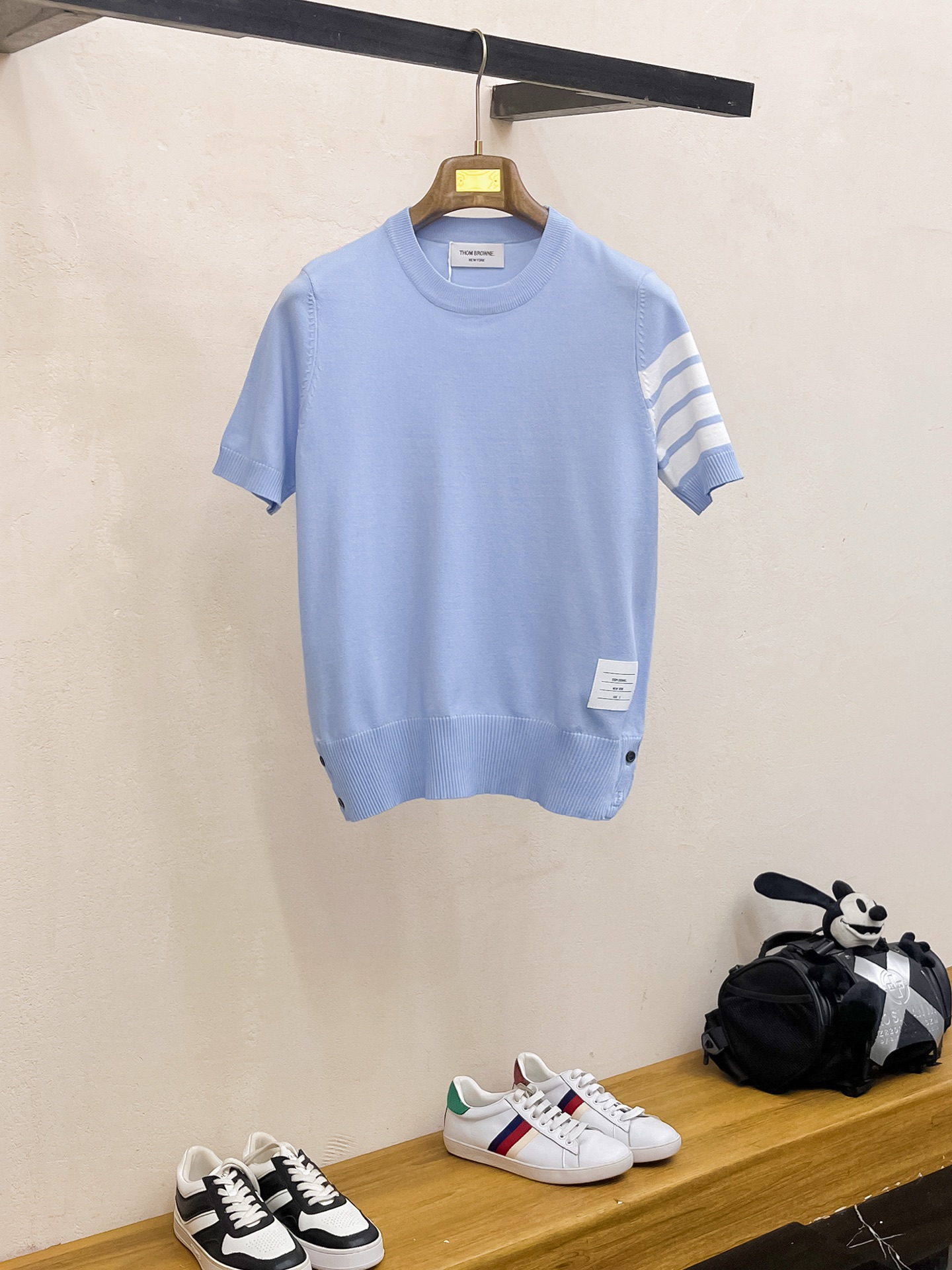 TB 2026春夏新品针织短袖，进口针织面料，手感柔软。顶级进口私货，设计潮流短袖针织衫，不失奢华 品质