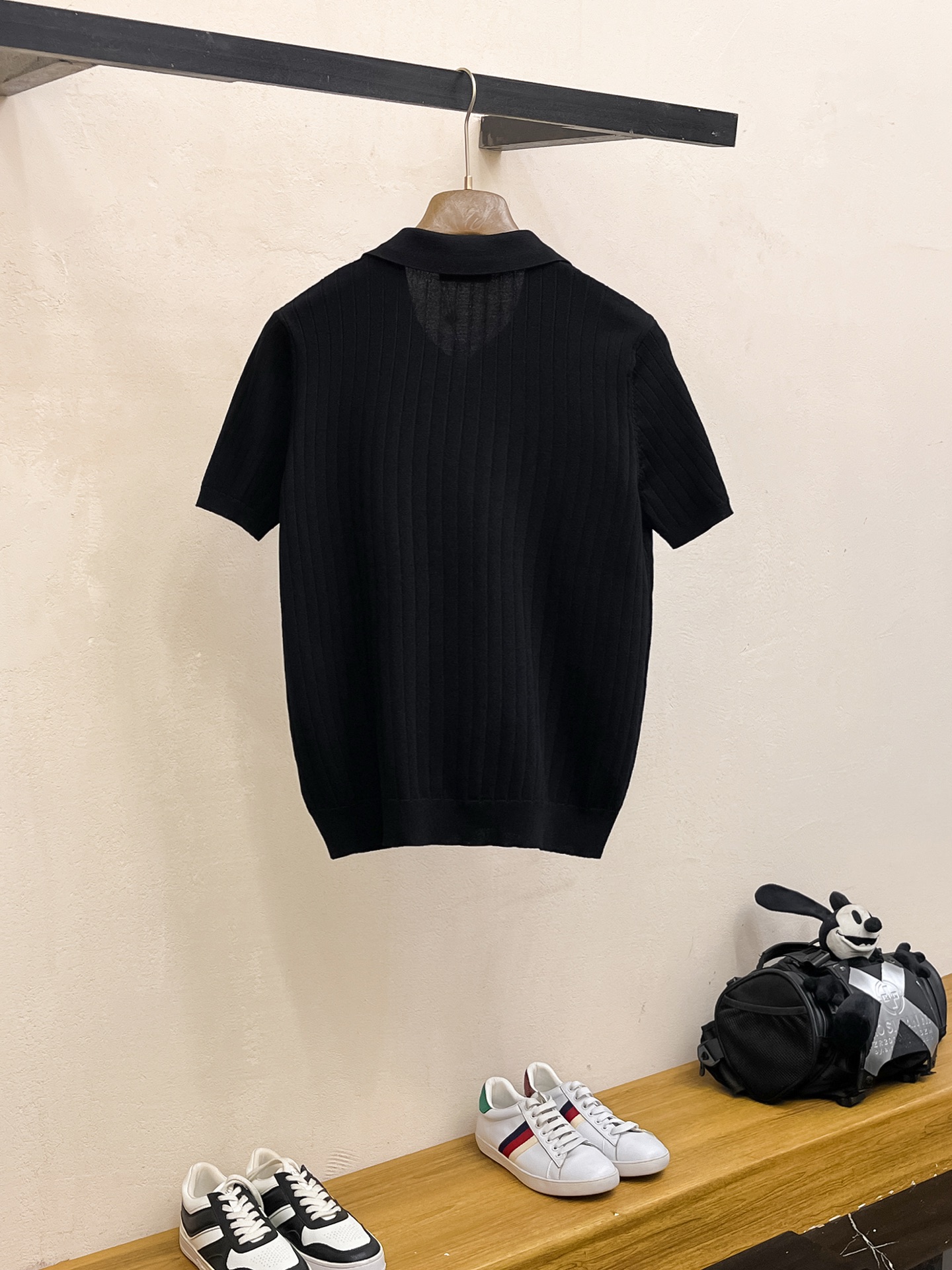 LV 2026春夏新品针织短袖，进口针织面料，手感柔软。顶级进口私货，设计潮流短袖针织衫，不失奢华 品质