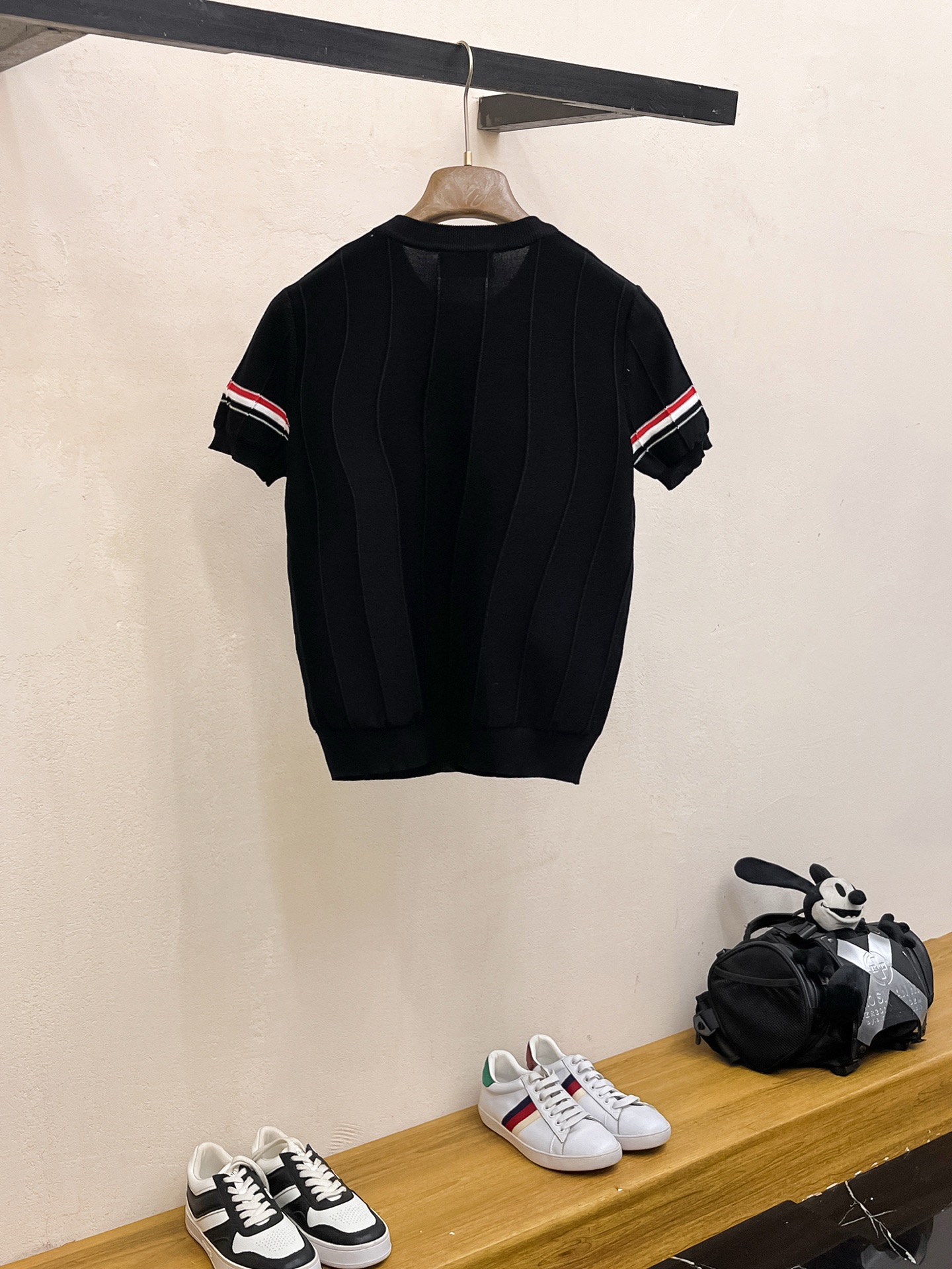 TB 2026春夏新品针织短袖，进口针织面料，手感柔软。顶级进口私货，设计潮流短袖针织衫，不失奢华 品质