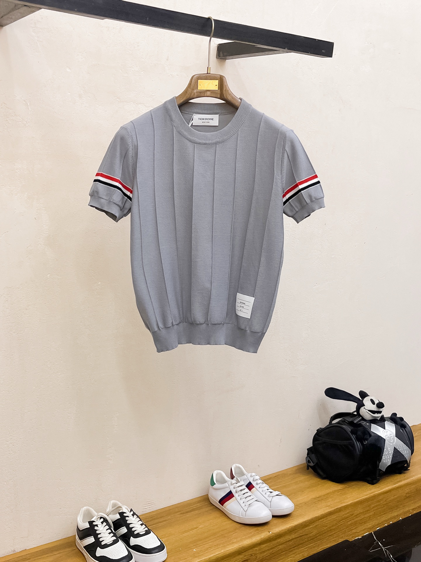 TB 2026春夏新品针织短袖，进口针织面料，手感柔软。顶级进口私货，设计潮流短袖针织衫，不失奢华 品质