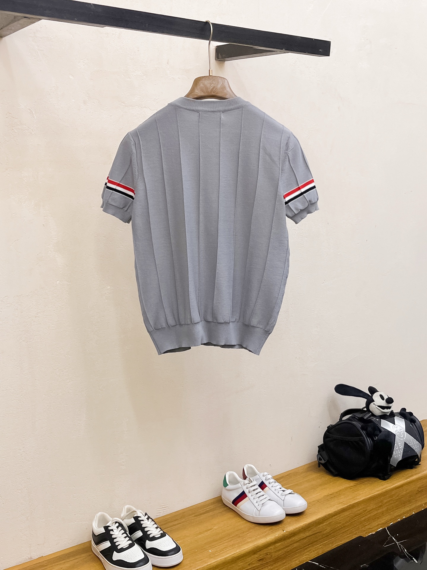 TB 2026春夏新品针织短袖，进口针织面料，手感柔软。顶级进口私货，设计潮流短袖针织衫，不失奢华 品质